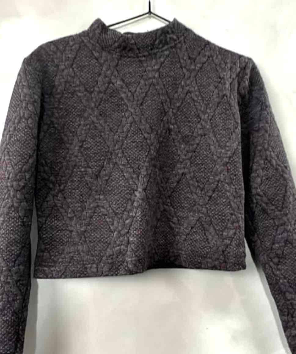 Chaqueta gris de manga larga con textura, foto 1 de 1