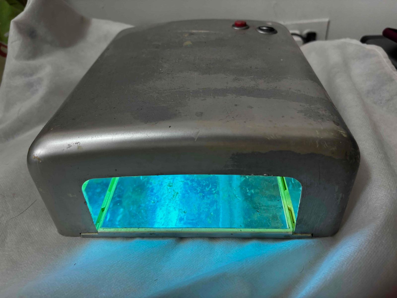 Lampara UV para uñas, foto 2 de 2