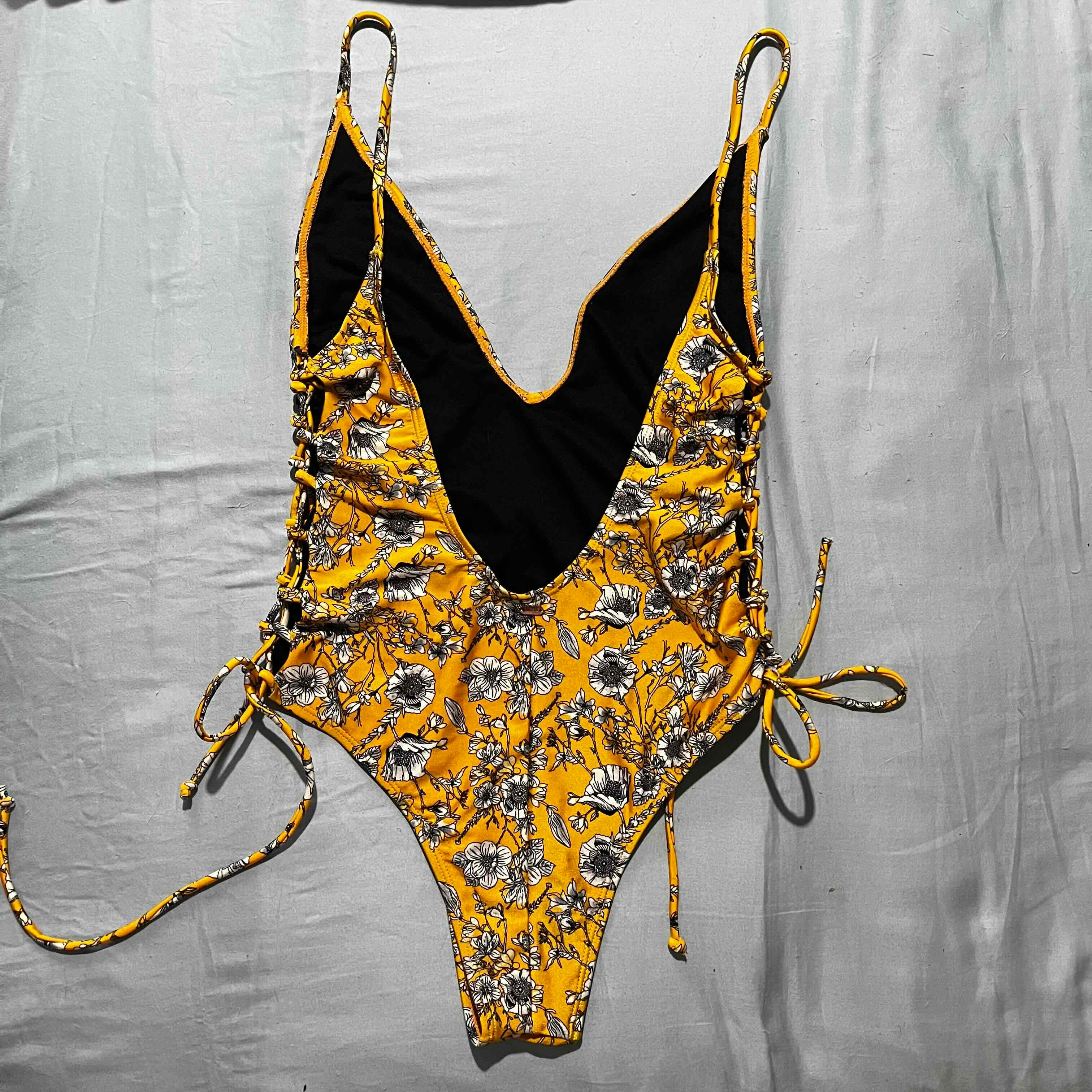 traje de baño completo ripcurl, foto 3 de 5