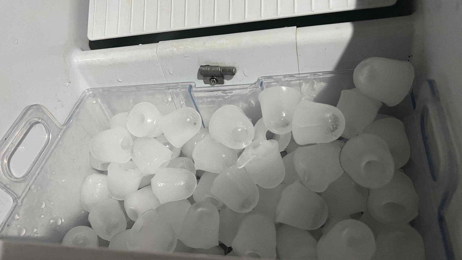 Fabricador de hielo Electrosonic acero inoxidable, foto 3 de 3