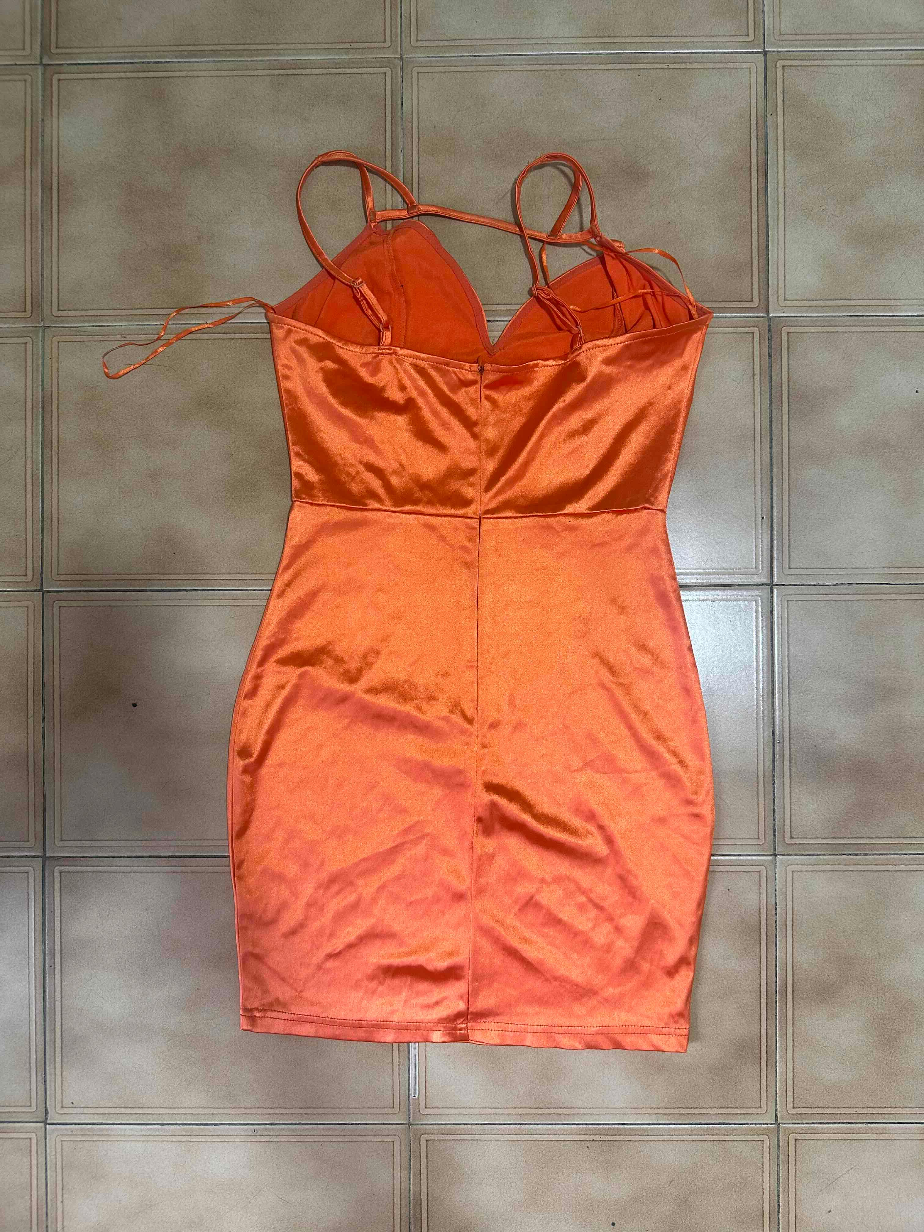 Vestido Naranja, foto 2 de 2