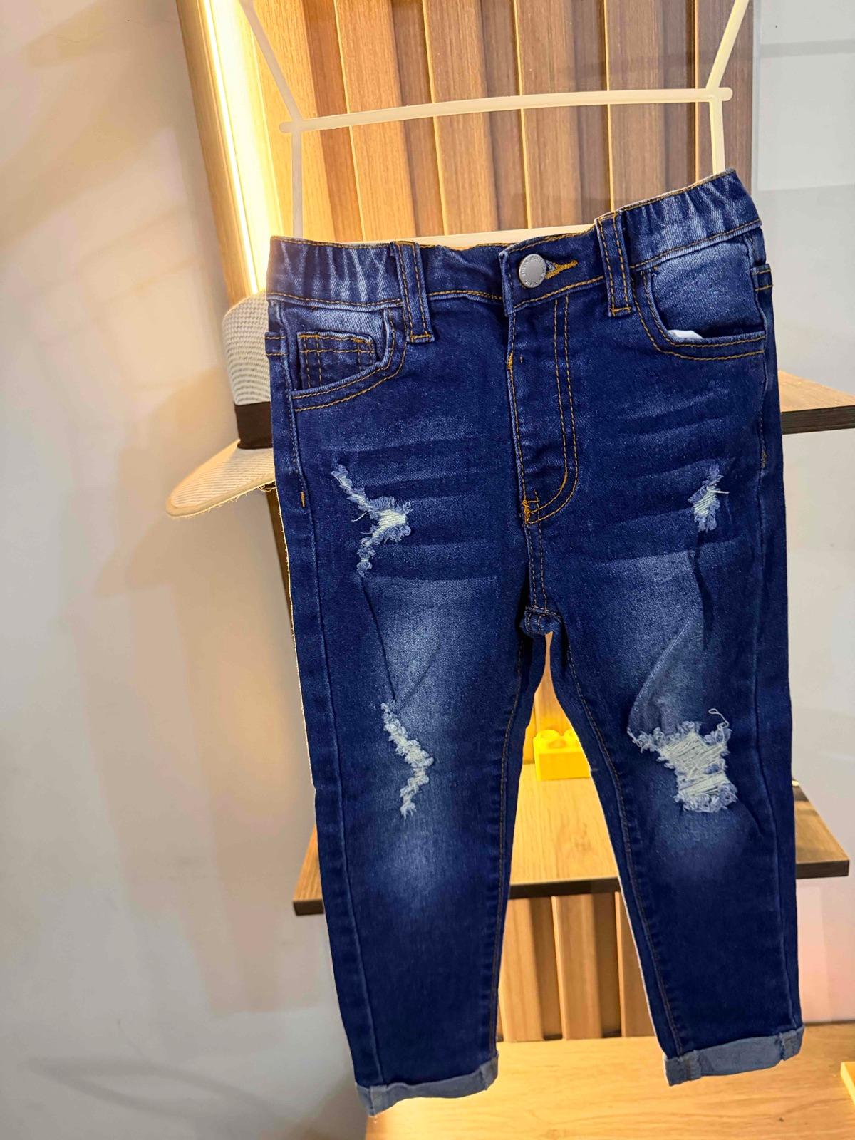 Jeans de mezclilla azules para niño con rotutos, foto 3 de 3