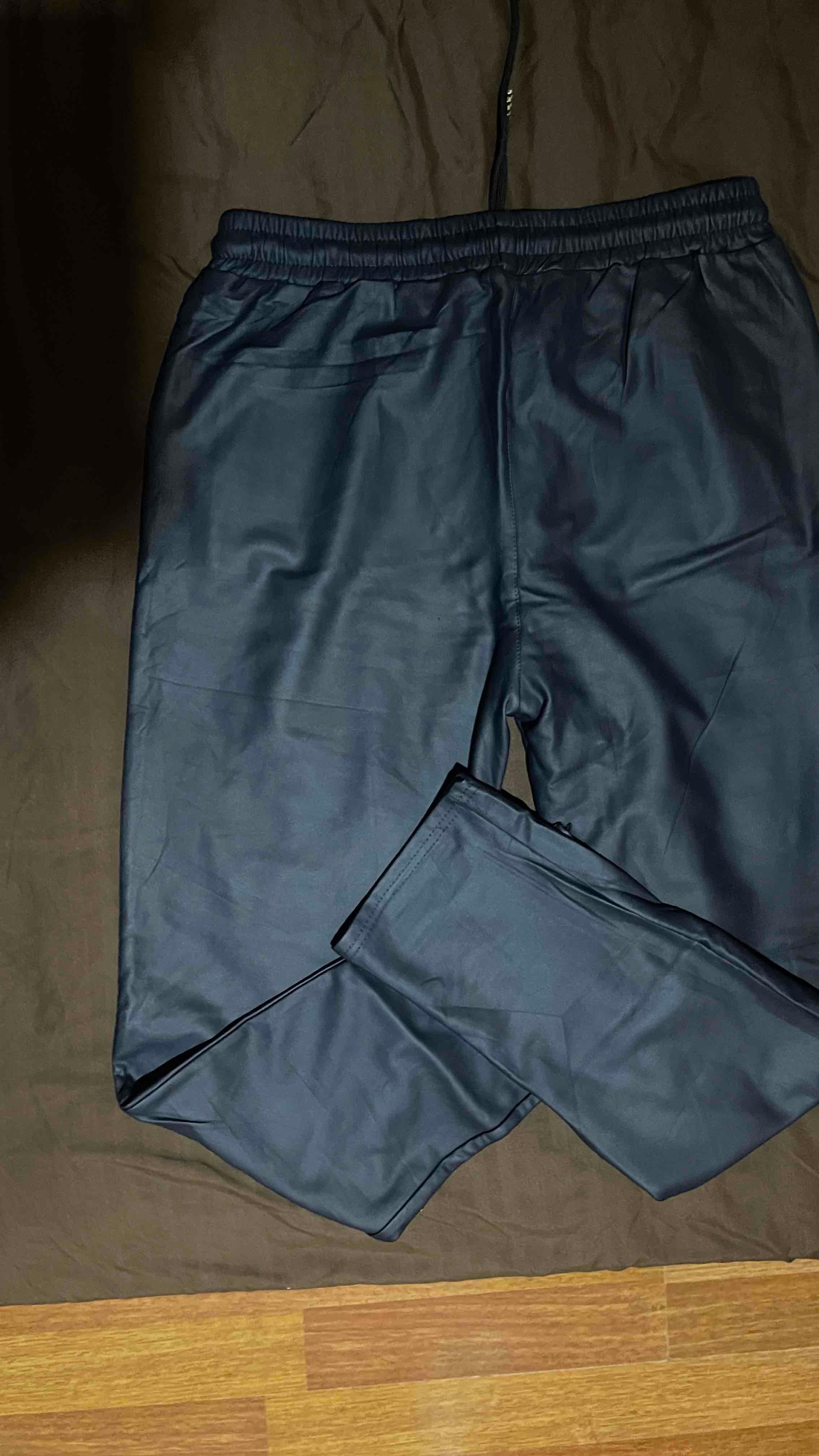 Pantalón de vestir tipo mono, foto 3 de 3