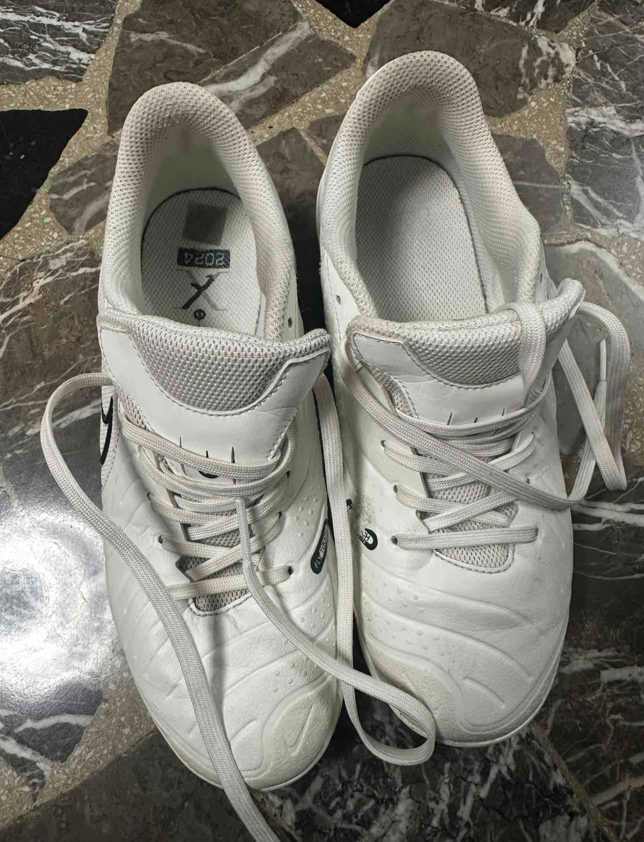 Zapatos futsal, foto 4 de 5