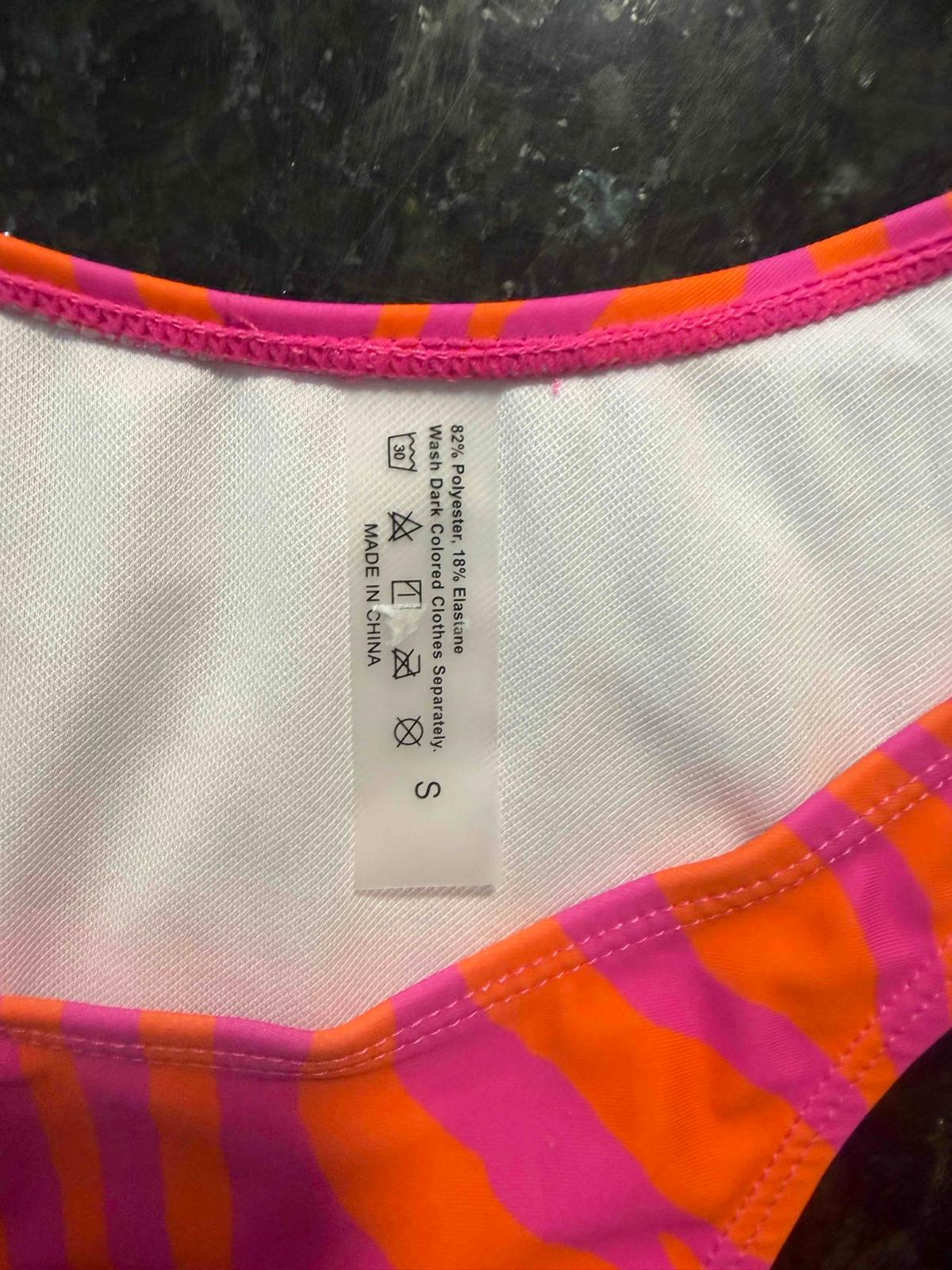Conjunto de Baño de 3 Piezas Estampado (Bikini y Falda de Salida), foto 5 de 6