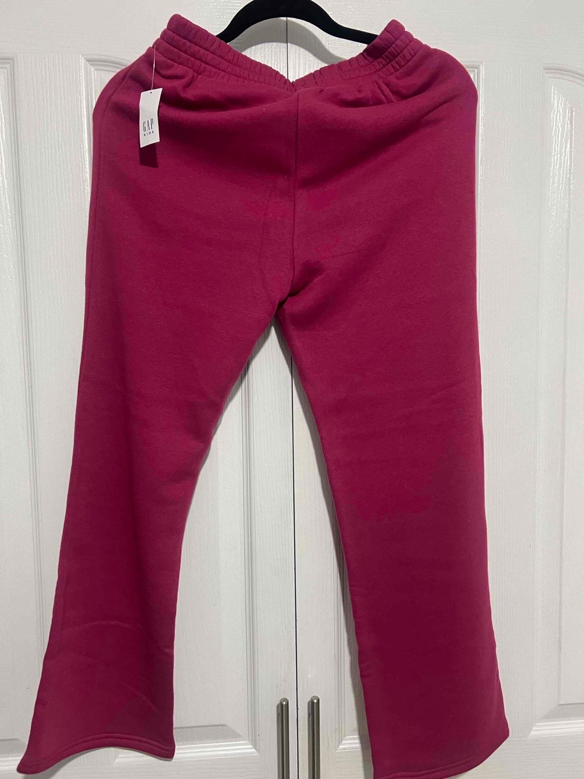 Pantalón de ejercicio Gap Kids fucsia, foto 2 de 3