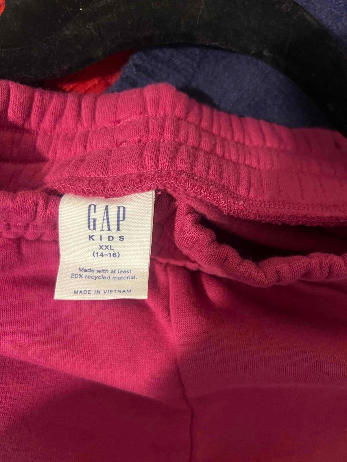 Pantalón de ejercicio Gap Kids fucsia, foto 3 de 3