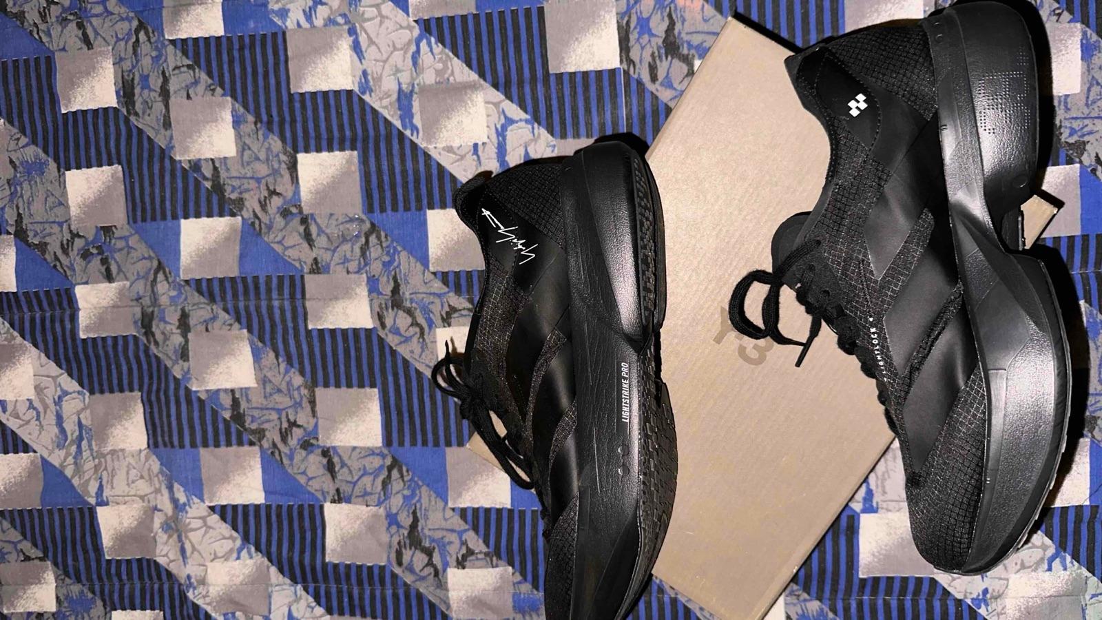Zapatos deportivos negros Adidas Y-3, foto 5 de 5