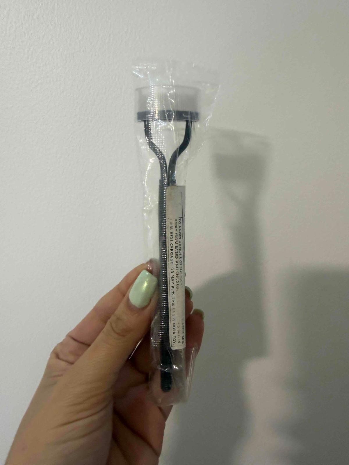 Separador de Pestañas con Peine de Precisión, foto 2 de 2