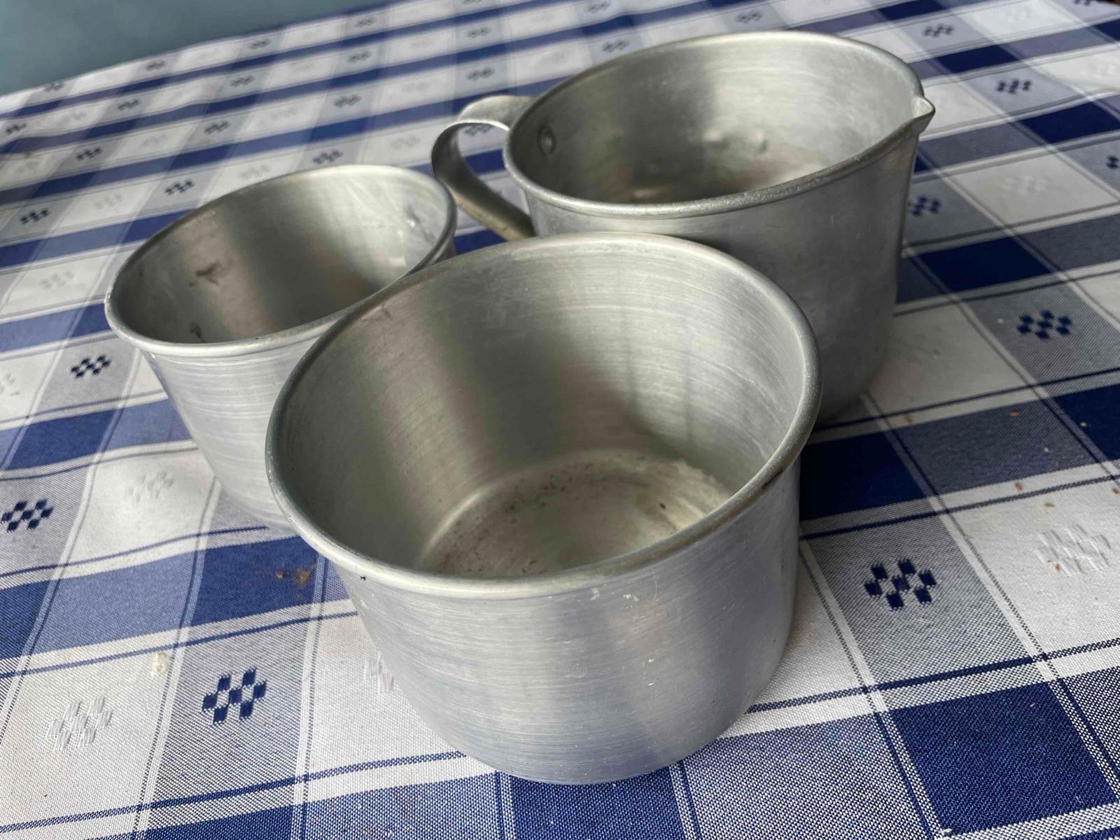 Juego de tarros o tazas de aluminio, foto 2 de 2