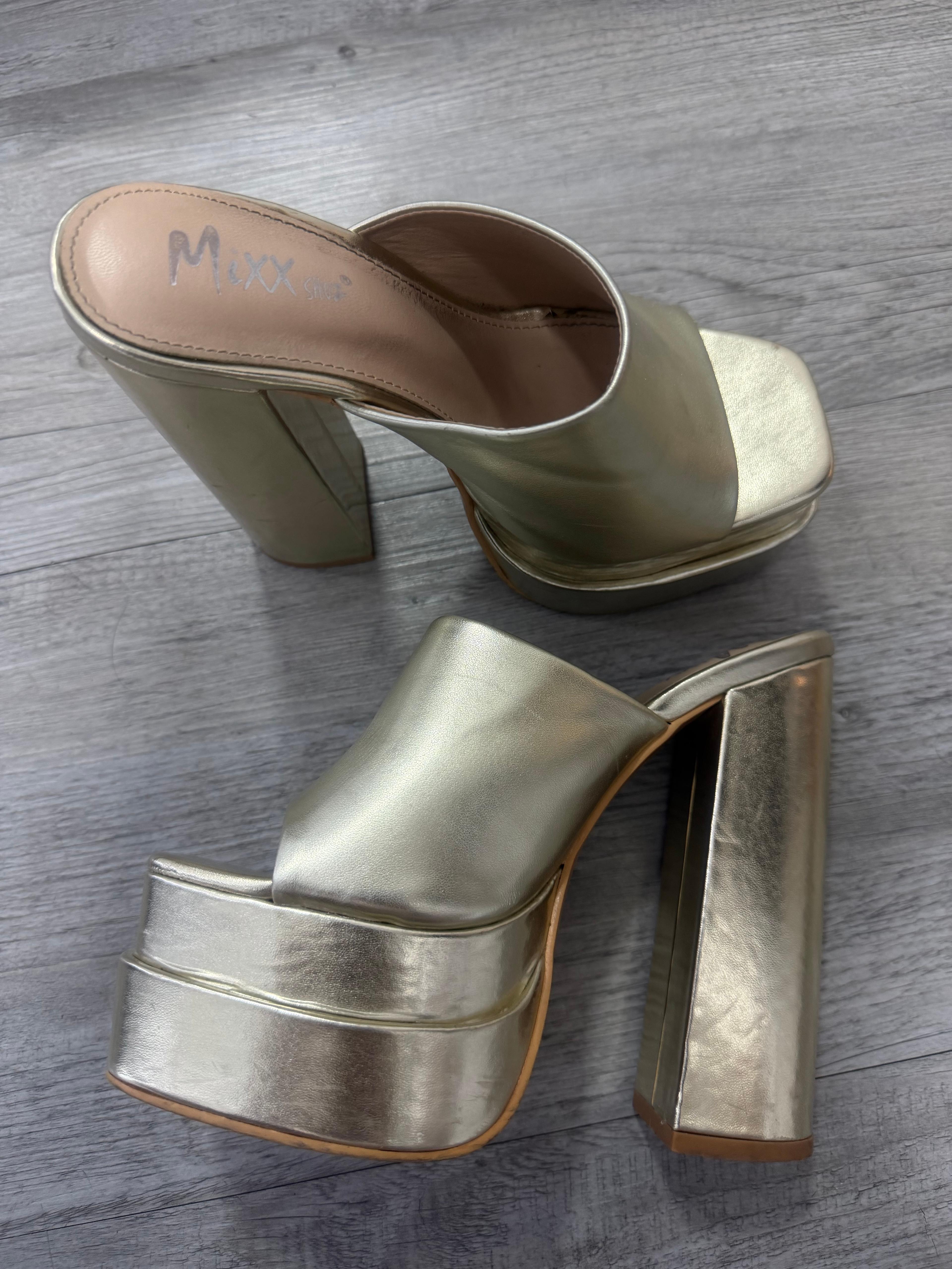 Tacones casuales, foto 2 de 3