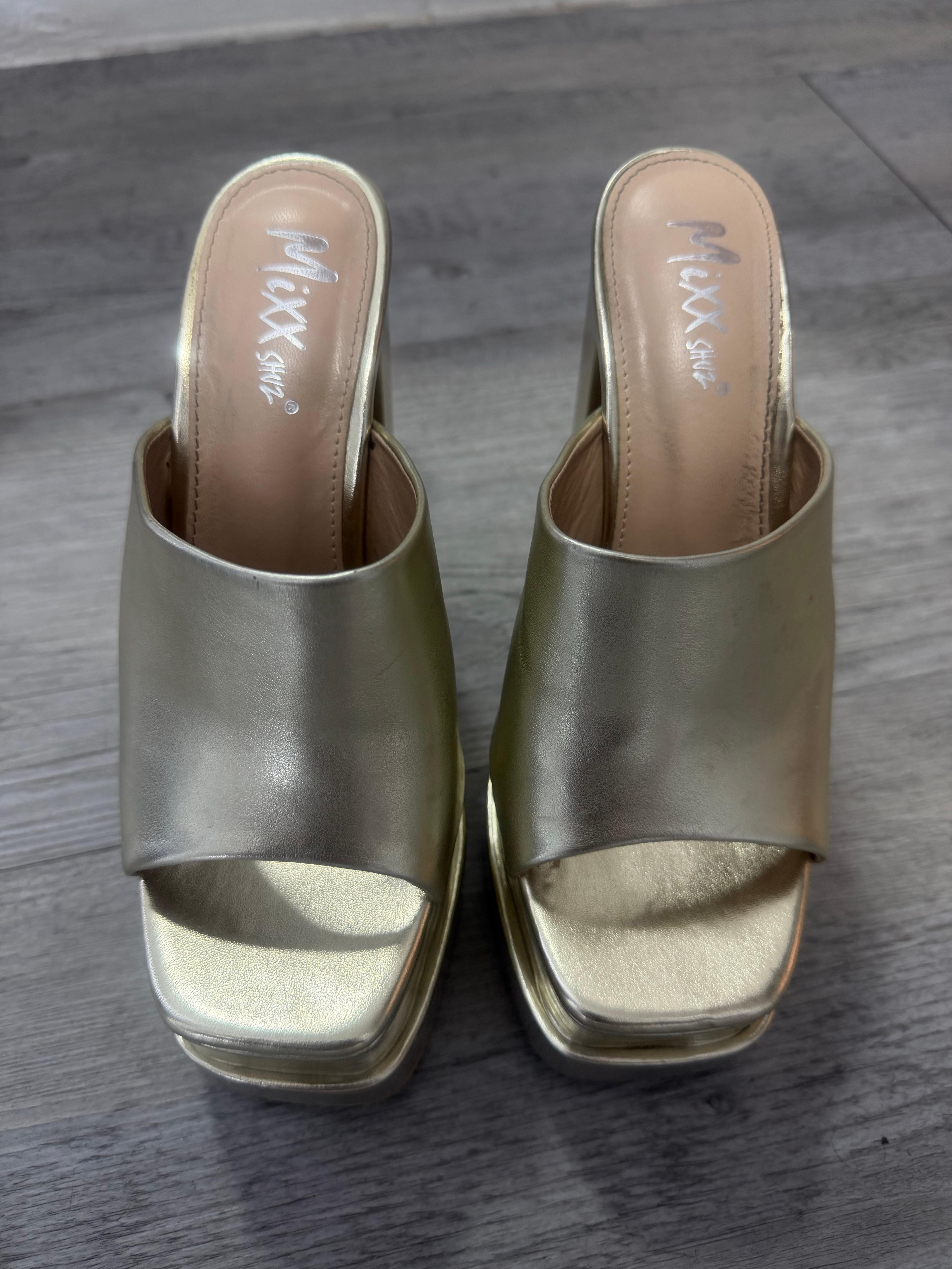 Tacones casuales, foto 3 de 3
