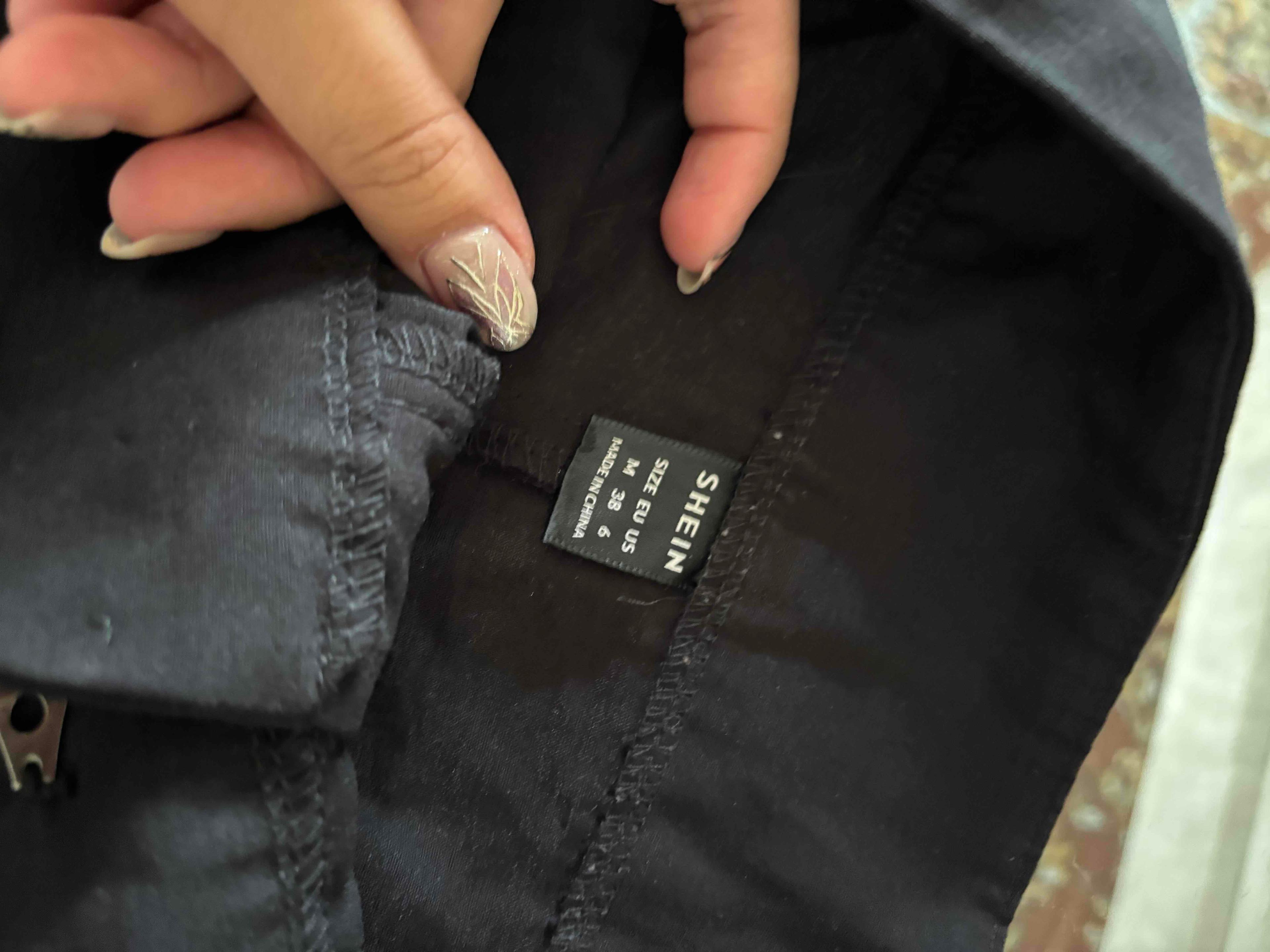 Short de vestir negro, foto 4 de 4