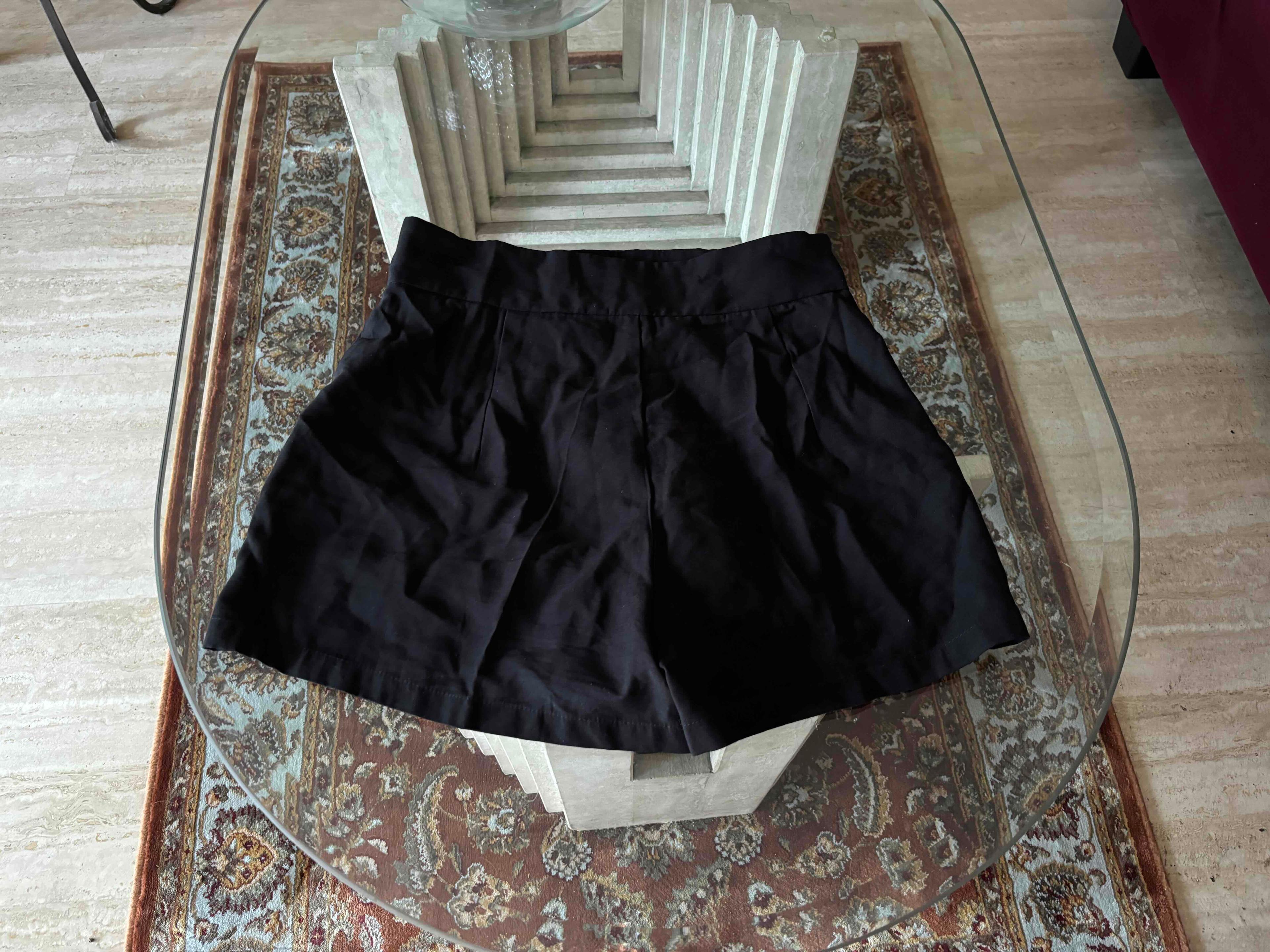 Short de vestir negro, foto 2 de 4