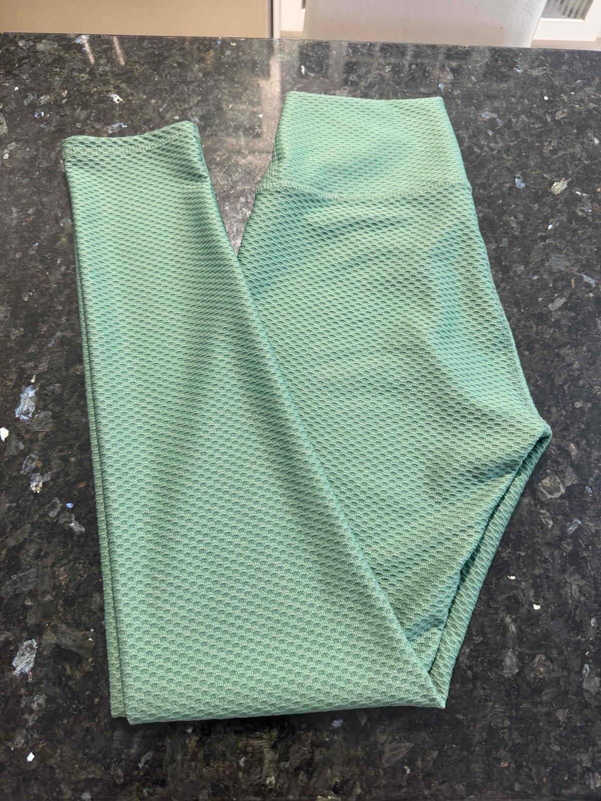 Leggings de mujer verde textura panal, foto 1 de 3
