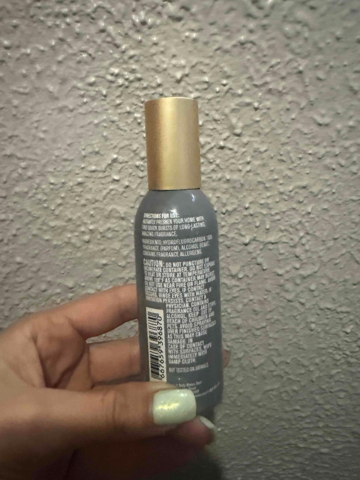 Spray ambientador White Barn Mahogany Teakwood, foto 2 de 2