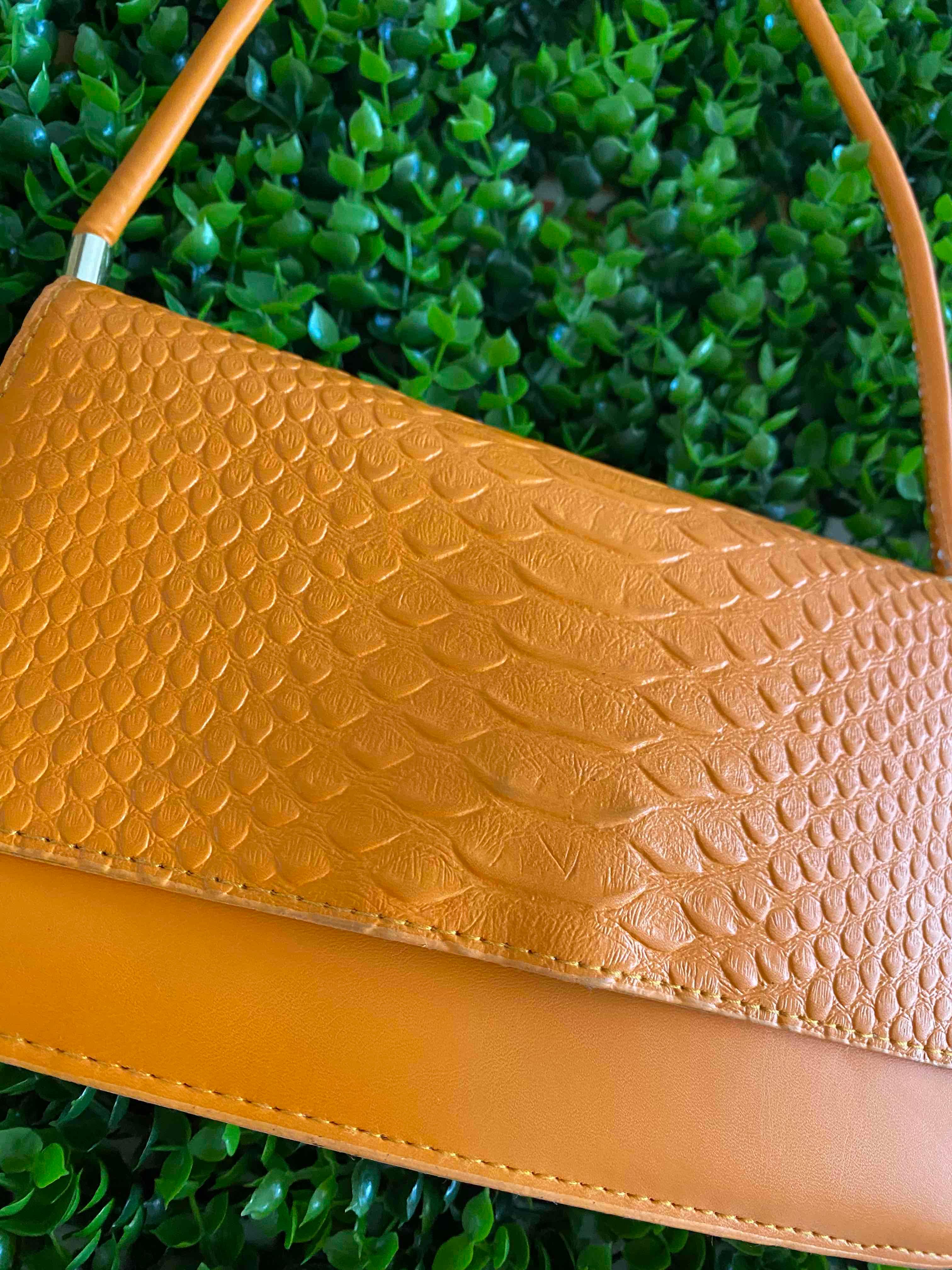Cartera de hombro, foto 2 de 2