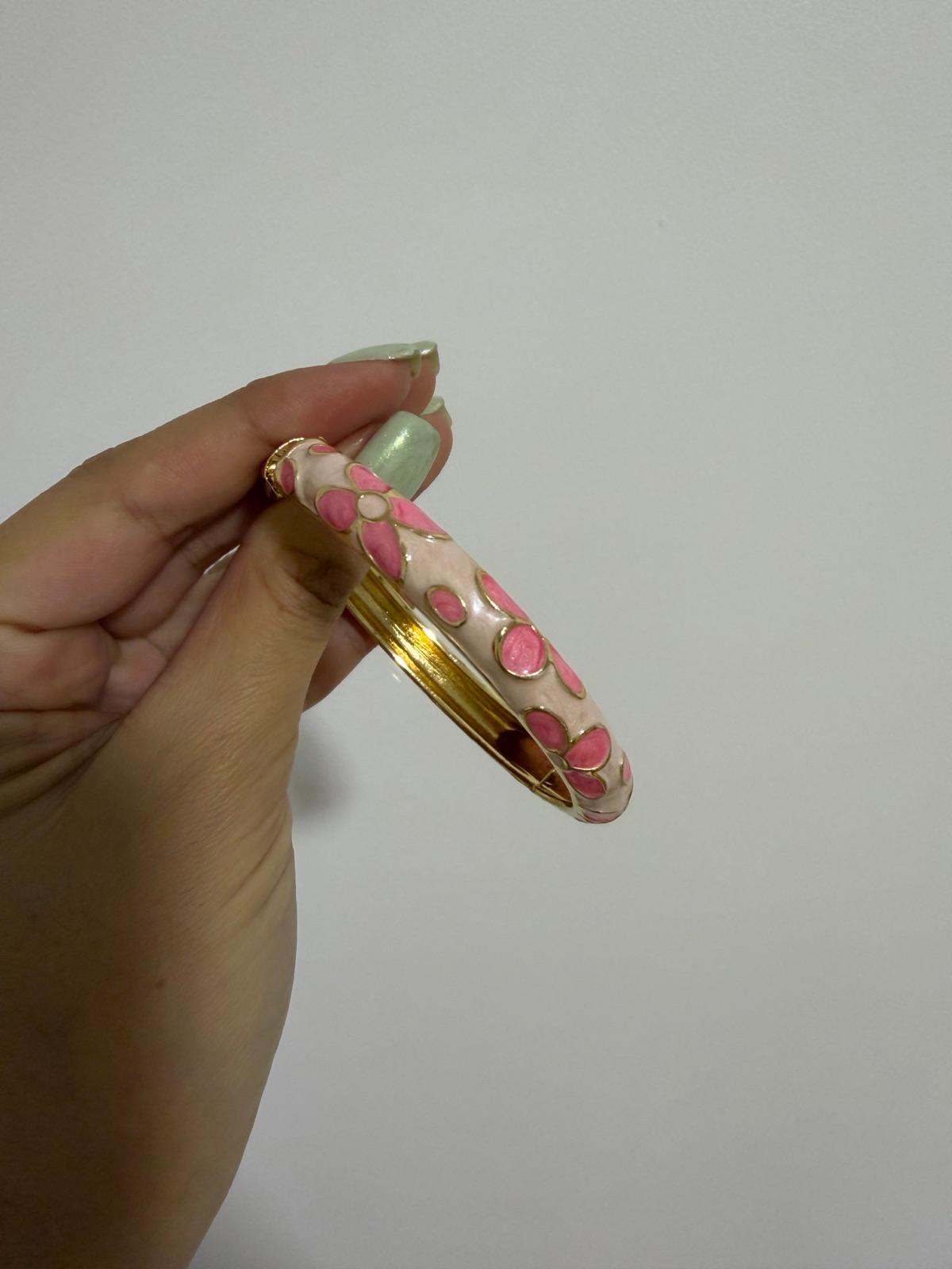 Brazalete Dorado Esmaltado Rosado, foto 1 de 3