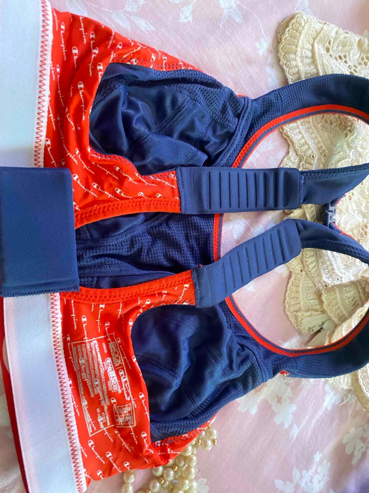 Top deportivo Shock Absorber azul y rojo, foto 3 de 3