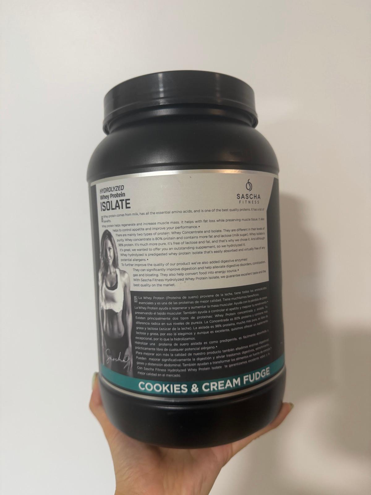 Proteína Isolate Sascha Fitness Cookies & Cream, foto 2 de 2