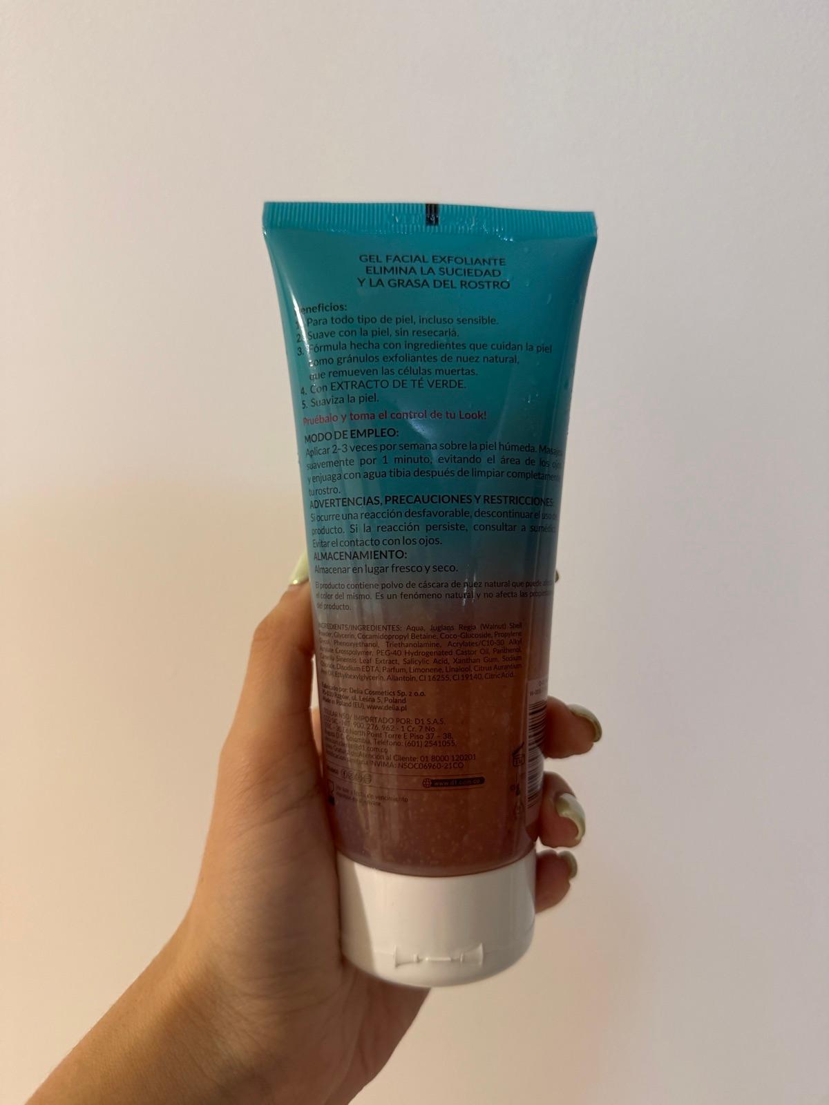 Gel Facial Exfoliante Delia Cosmetics Control Grasa, foto 2 de 2