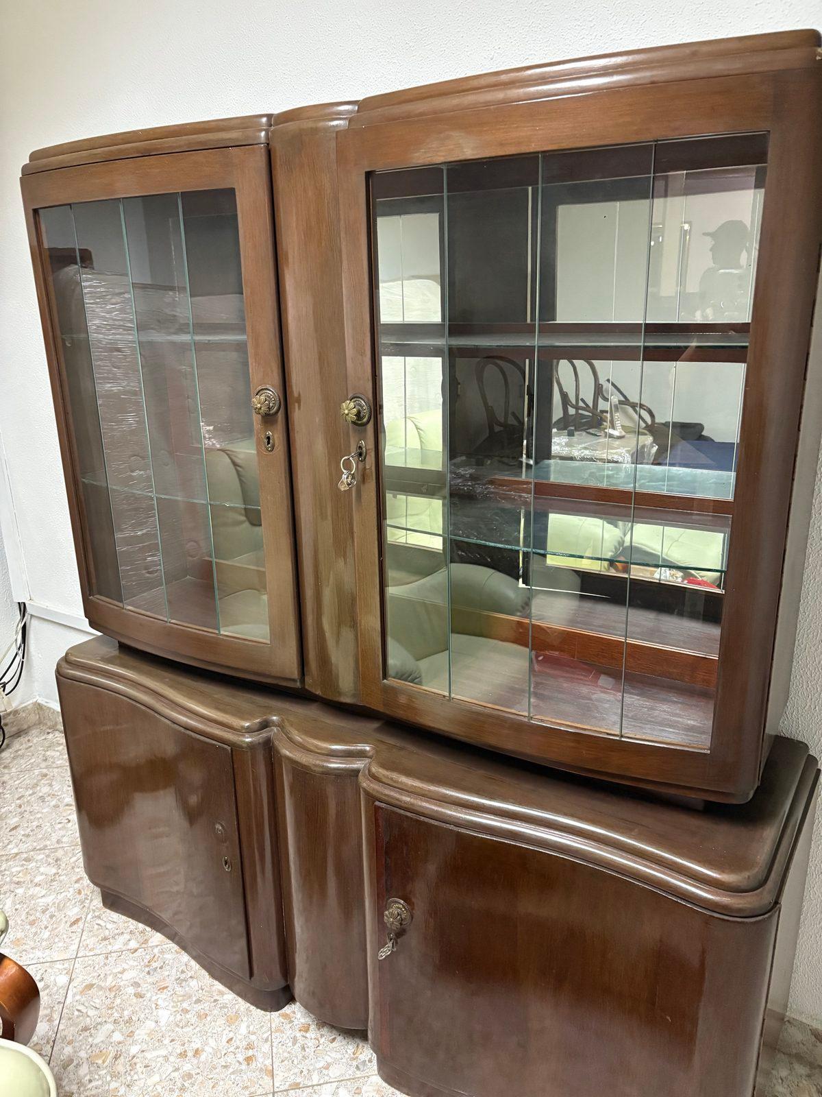 Vitrina de Madera con Puertas de Vidrio, foto 3 de 3