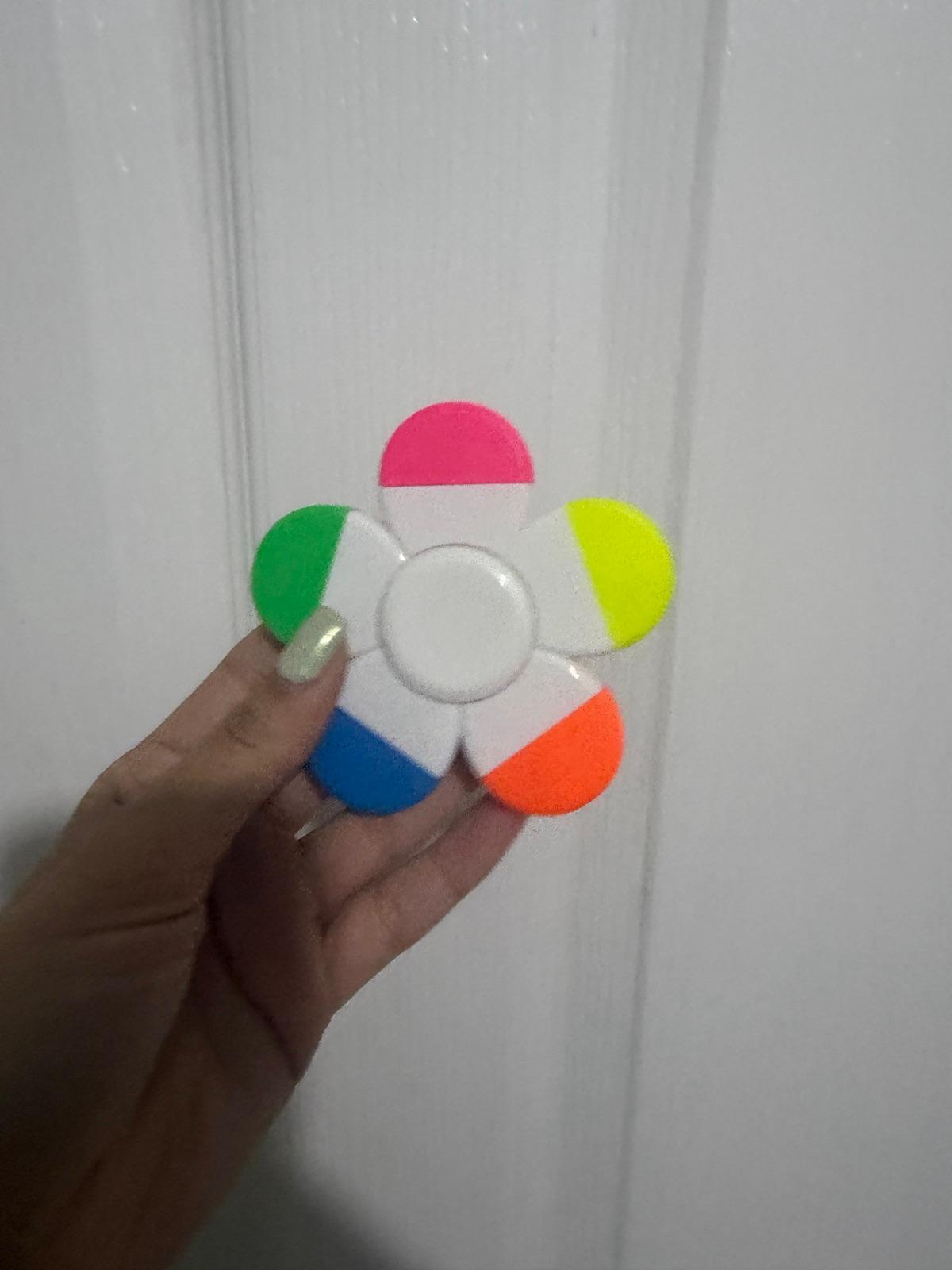 Fidget Spinner de flor multicolor, foto 1 de 2