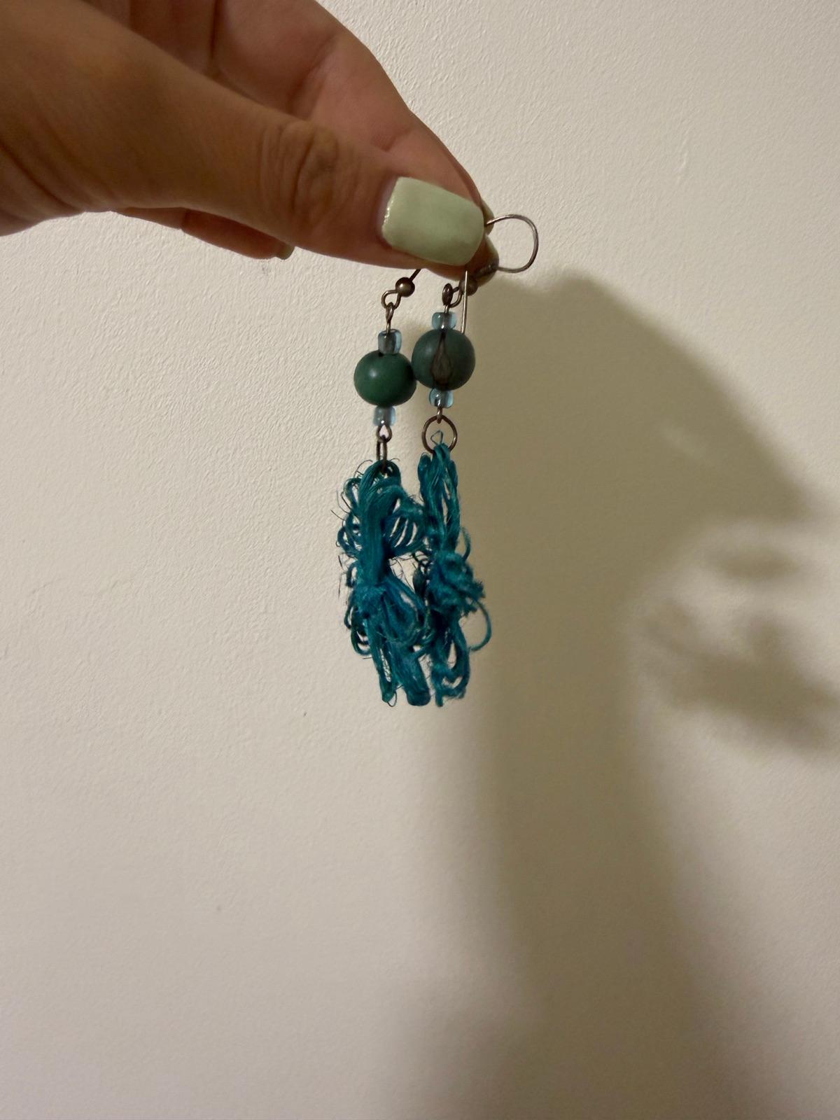 Pendientes artesanales azules, foto 2 de 2
