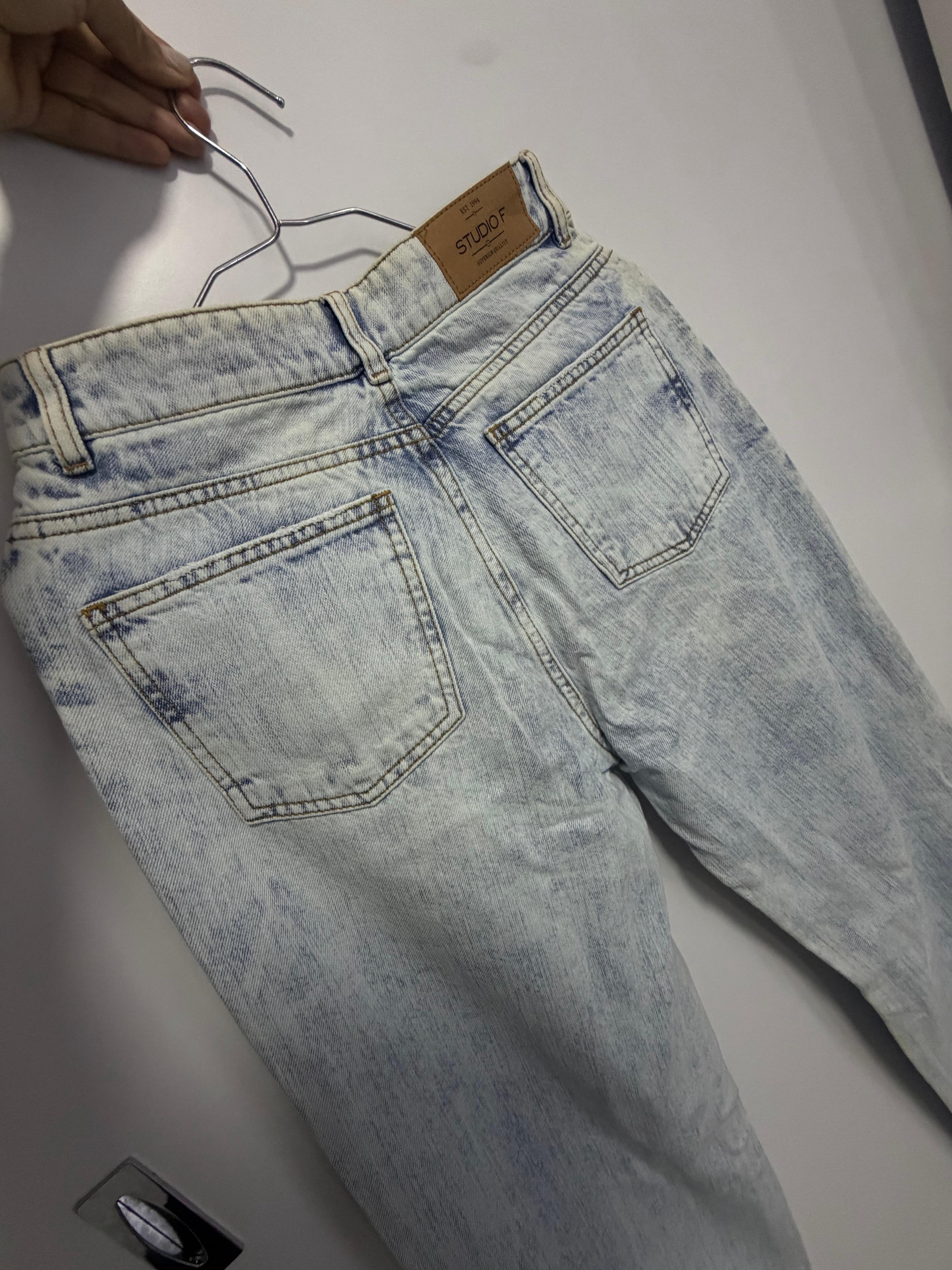 Jeans claro studio F, foto 3 de 5