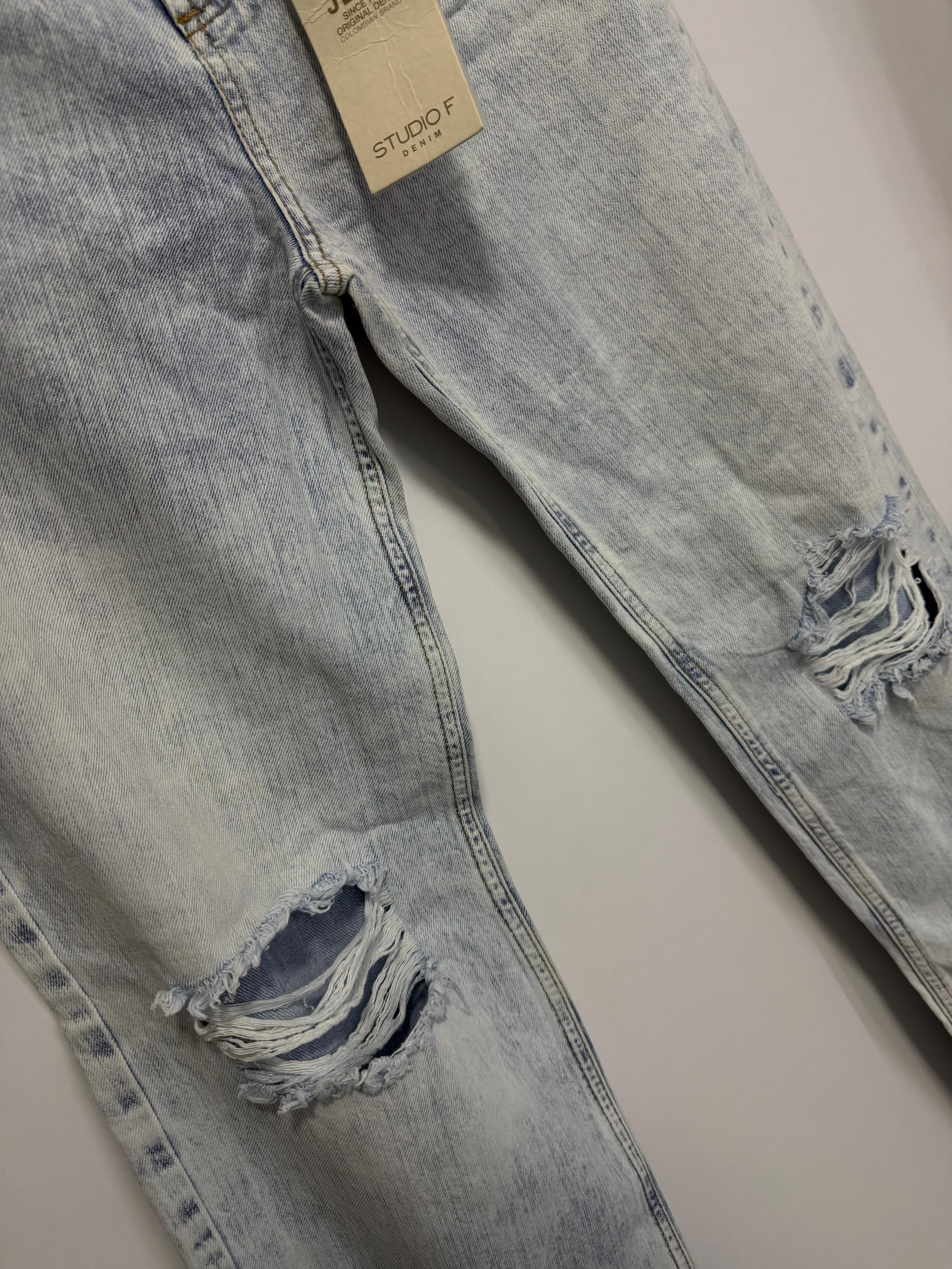 Jeans claro studio F, foto 4 de 5