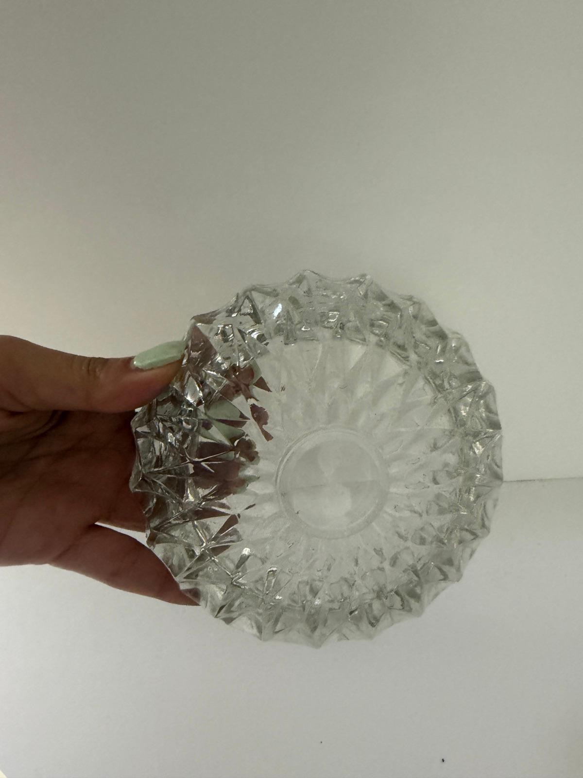 Cenicero de cristal tallado, foto 2 de 2