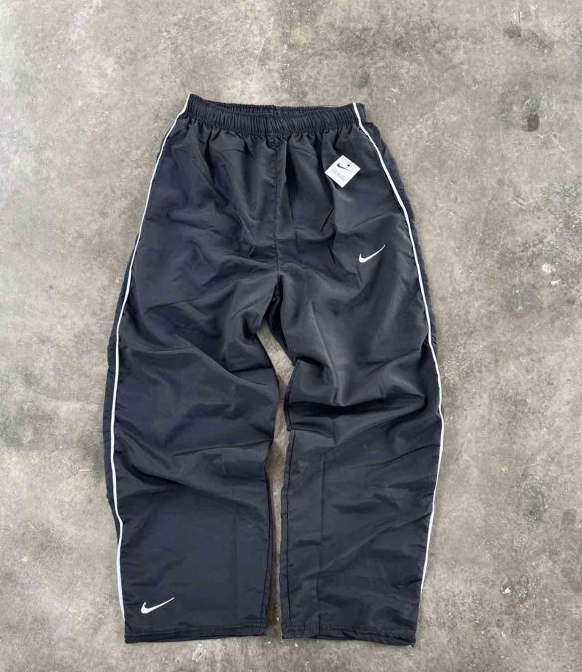 Pantalón deportivo Nike negro, foto 1 de 1