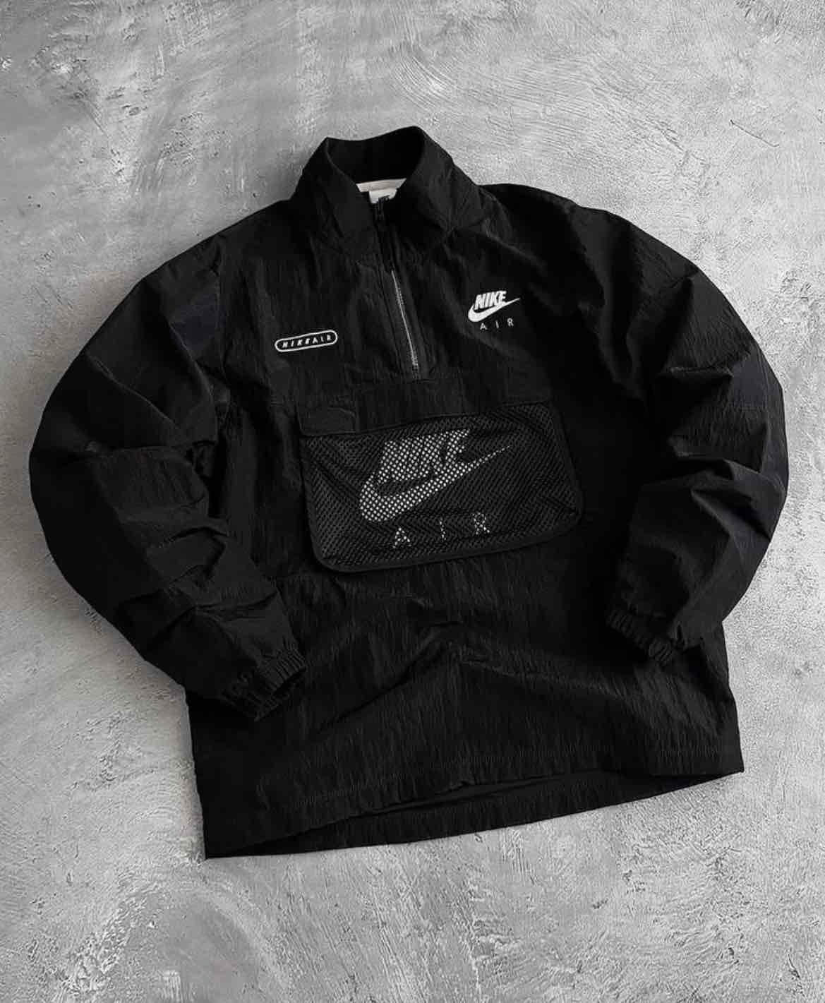 Chaqueta Cortavientos Nike Negra Unisex, foto 1 de 1