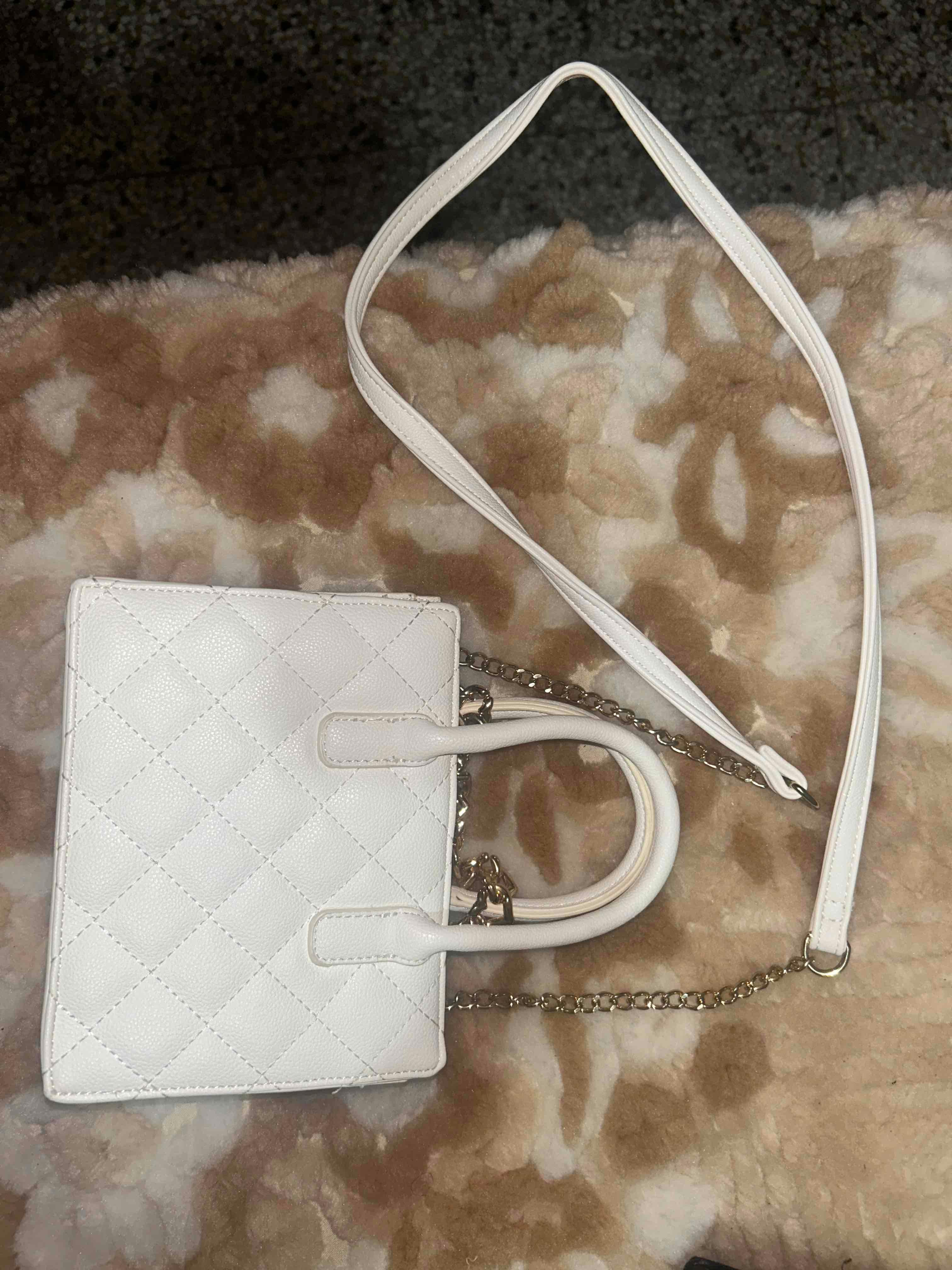 cartera blanca, foto 2 de 3