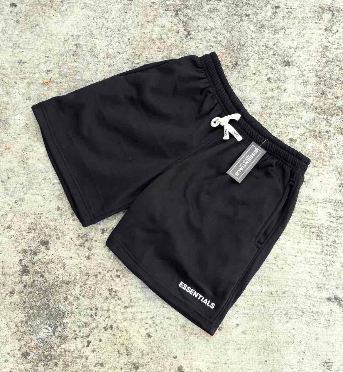Short negro Essentials, foto 1 de 1