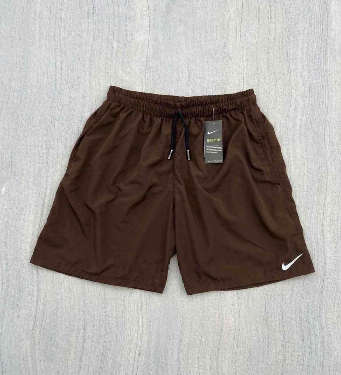 Short Nike de hombre color marrón, foto 1 de 1