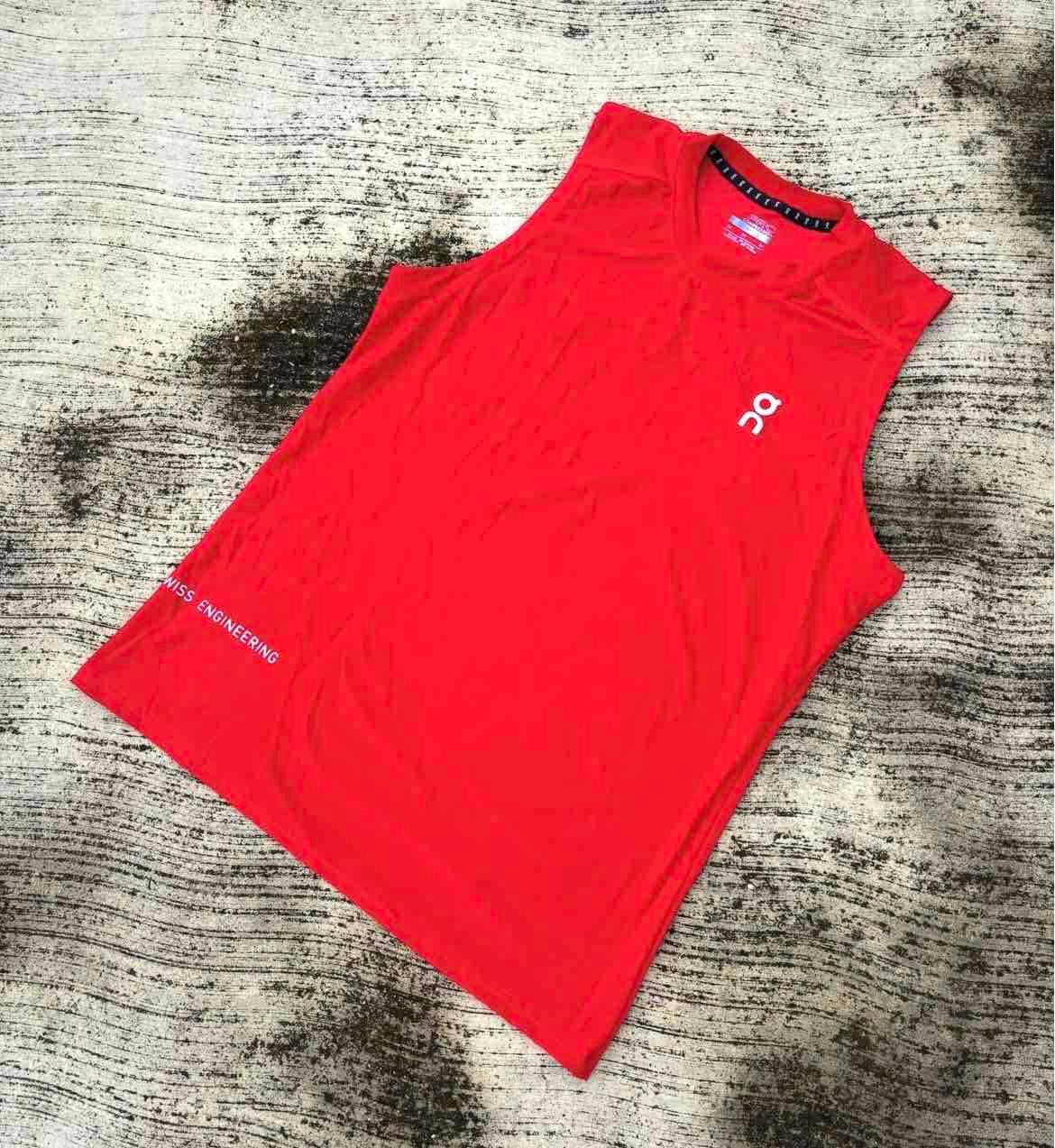 Camisa deportiva sin mangas On Running roja, foto 1 de 1