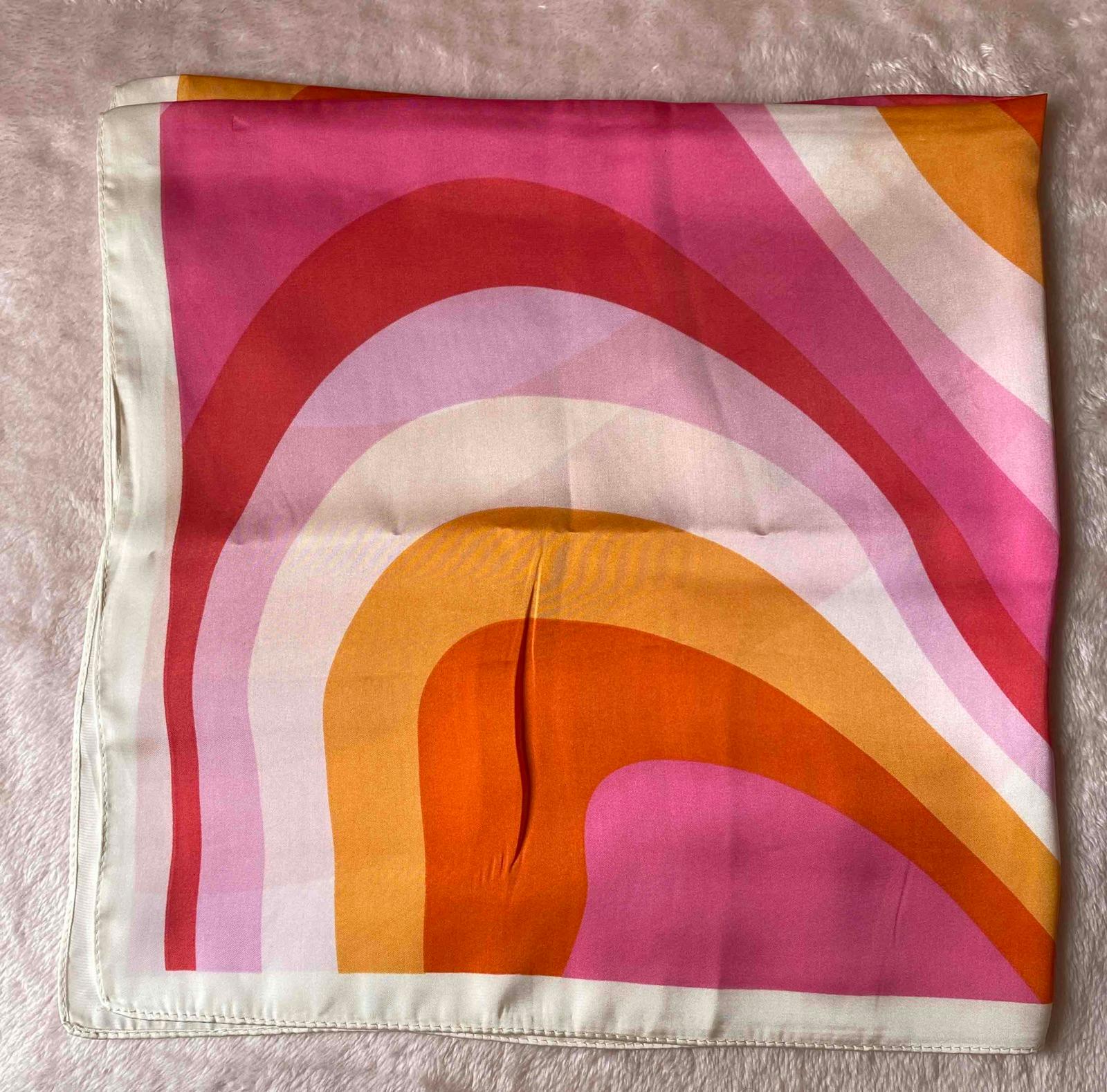 Pañuelo de seda estampado rosa y naranja, foto 2 de 3
