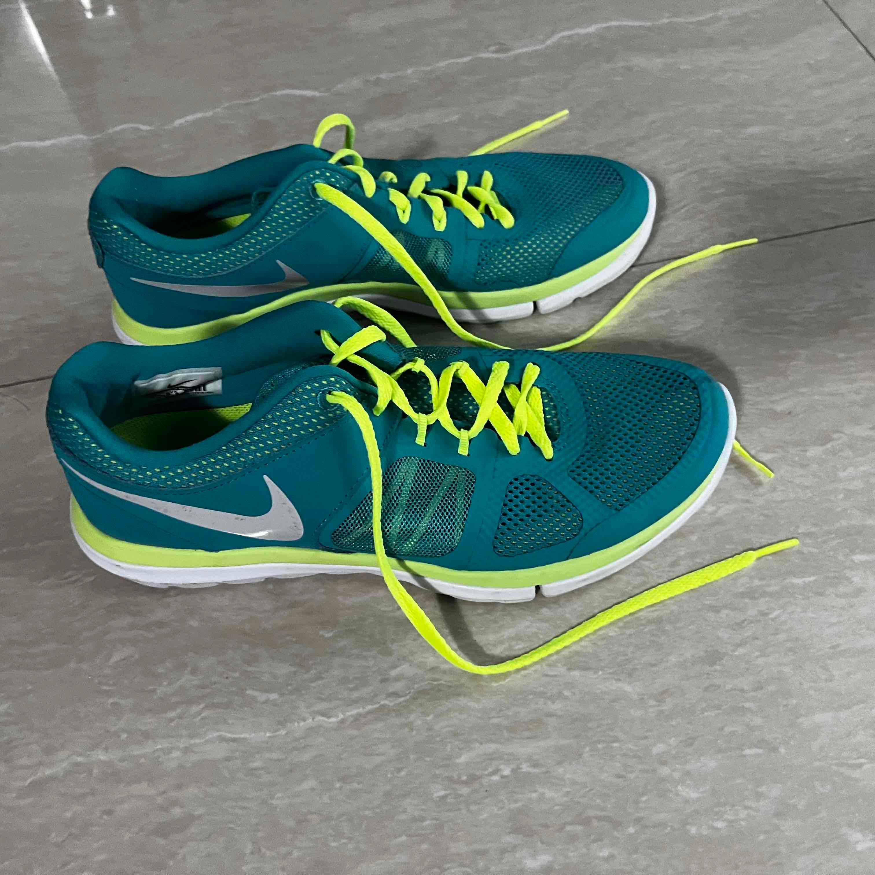 Zapatos deportivos Nike Flex Run, foto 2 de 7