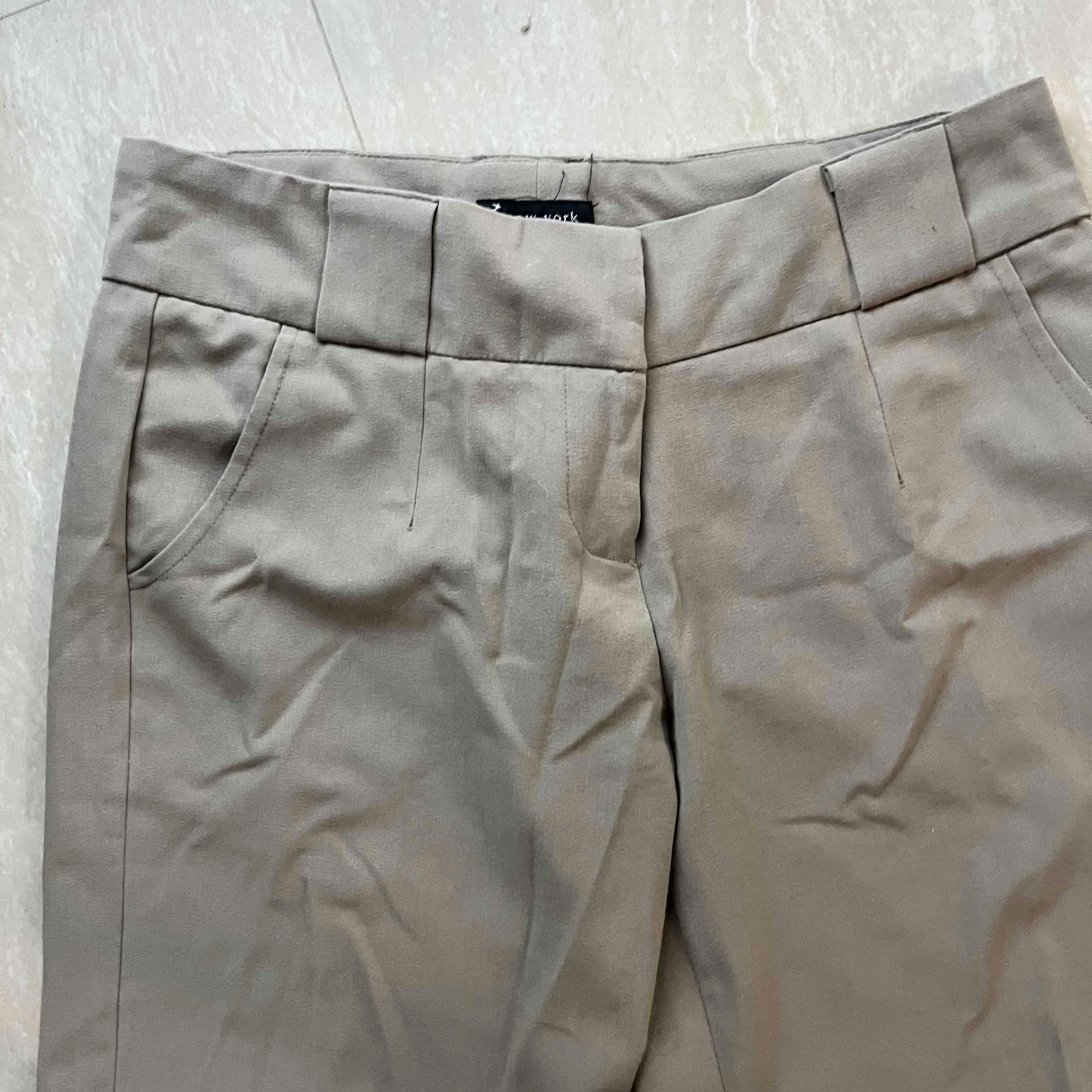 Pantalon beige de vestir, foto 2 de 6