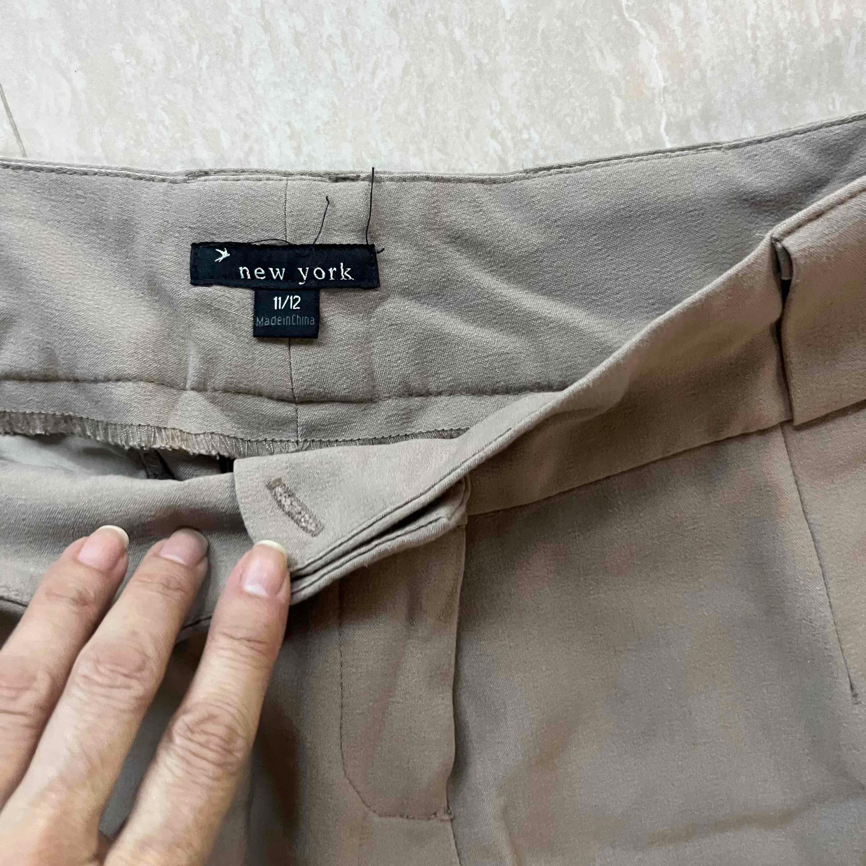 Pantalon beige de vestir, foto 3 de 6