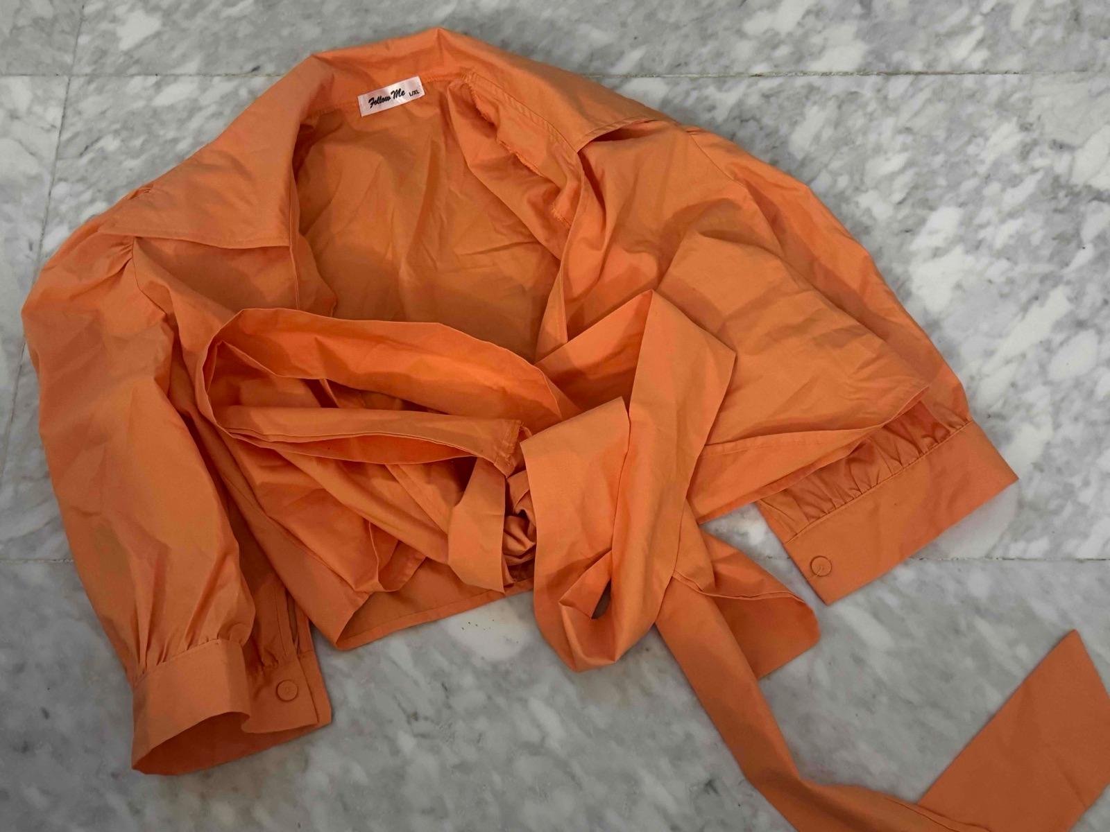 Blusa anaranjada manga larga con lazo, foto 1 de 1