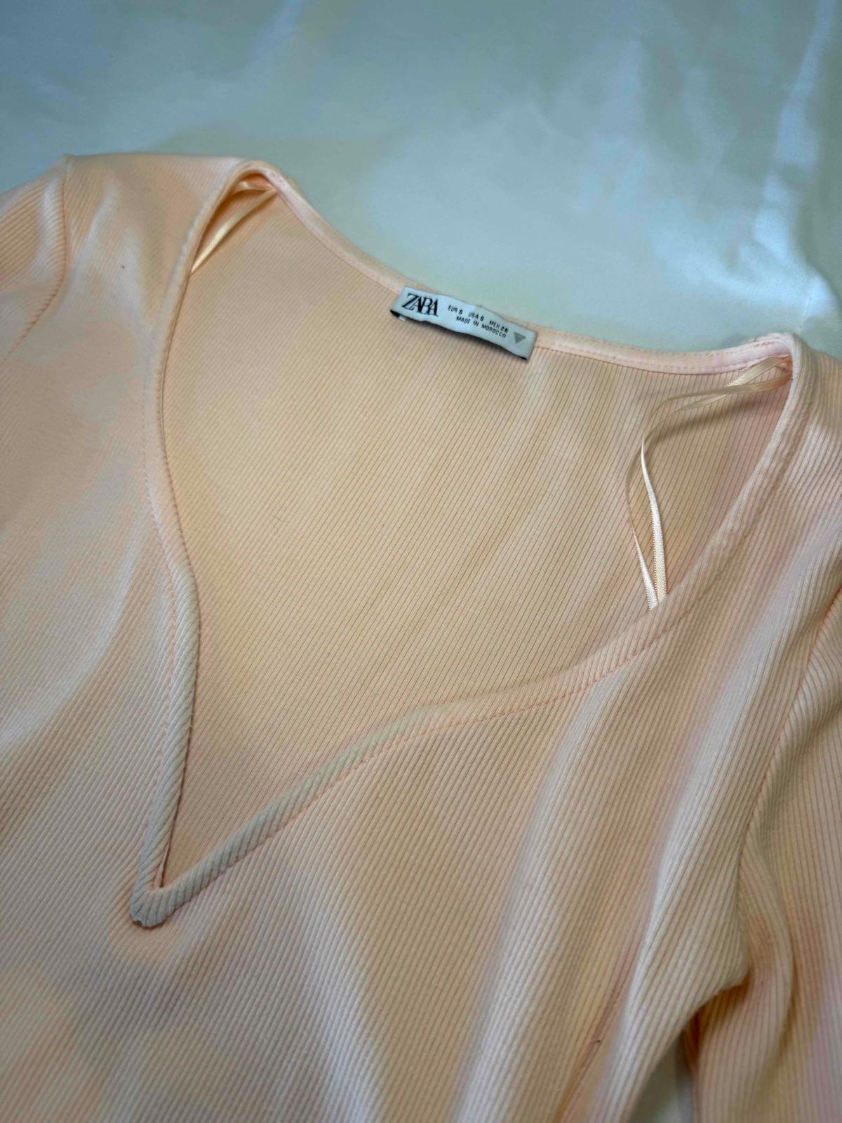 Body de manga larga Zara color durazno, foto 2 de 2