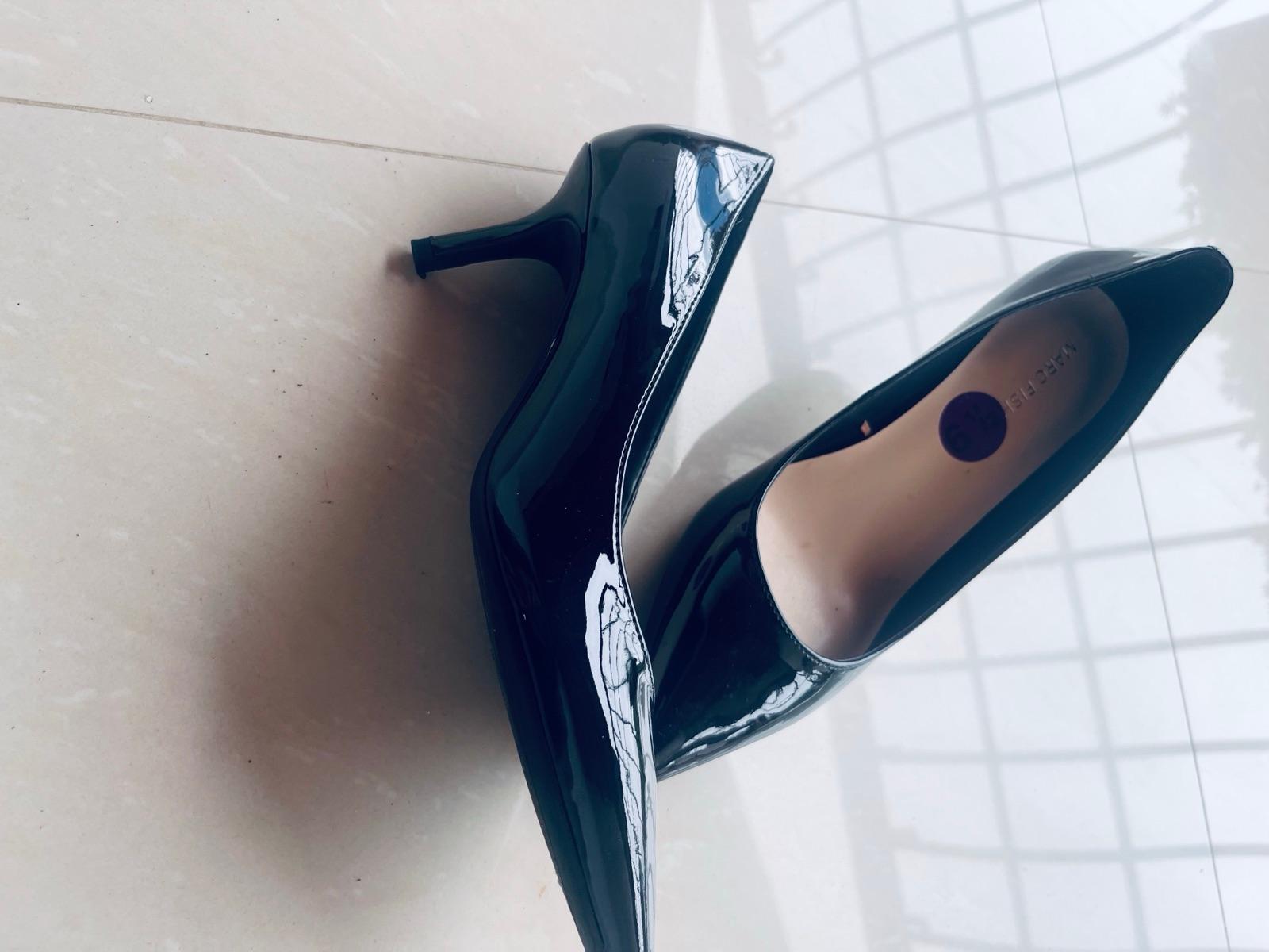 Zapatos  de Tacón Negro Charol Mujer, foto 2 de 3