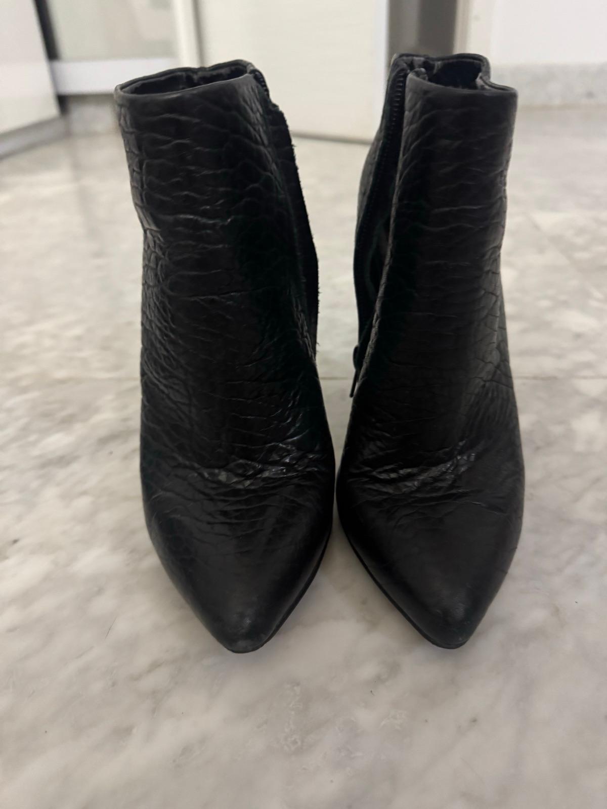 Botines negros de tacón alto, foto 1 de 6