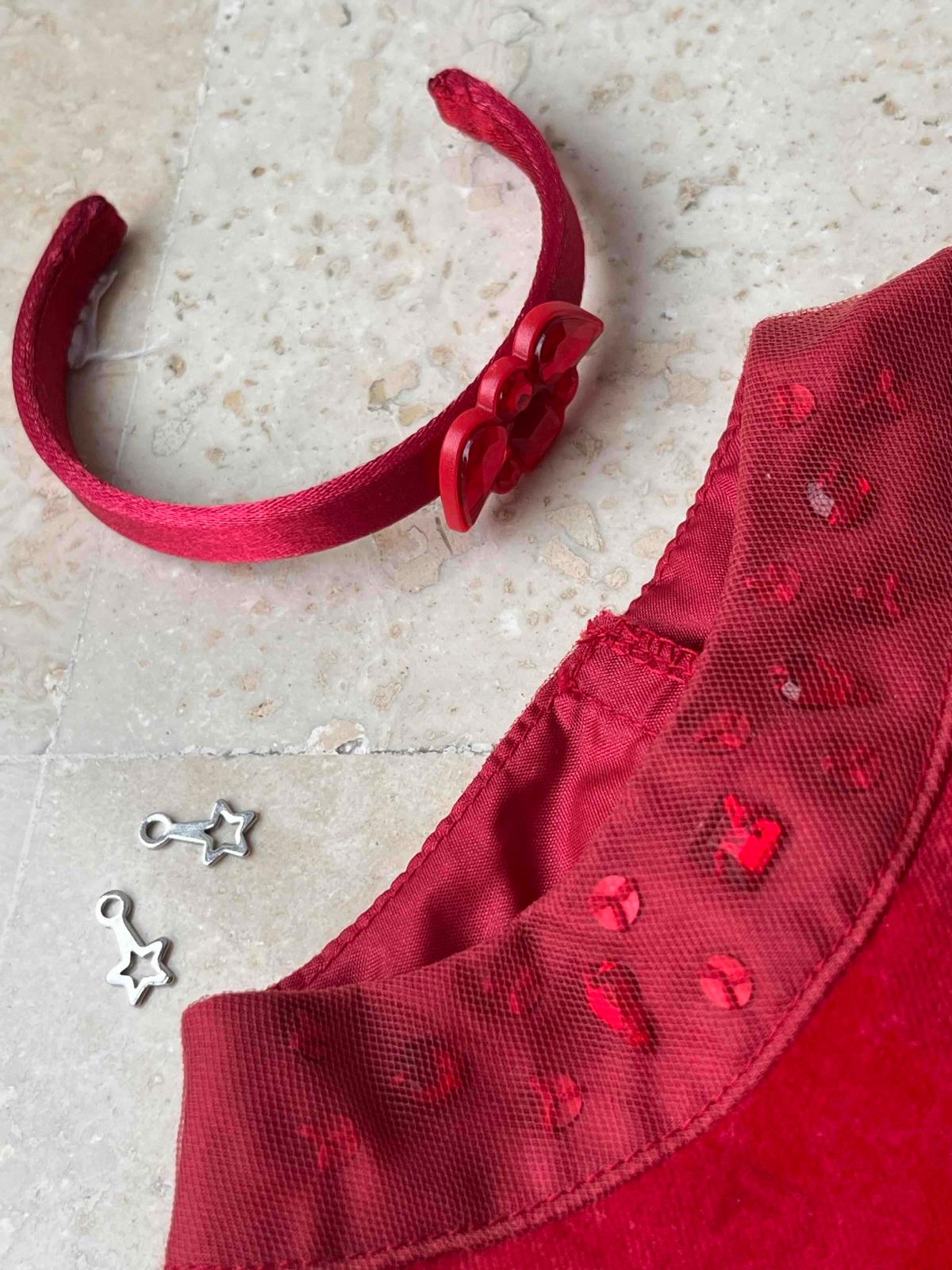 Vestido rojo con accesorios para muñeca American Girl, foto 2 de 6