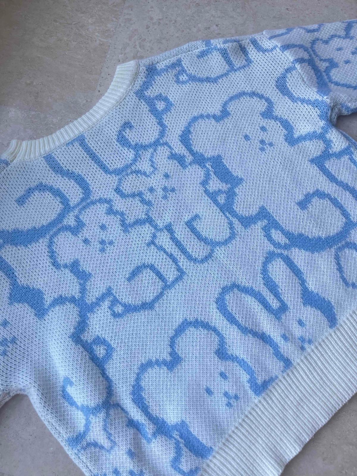 Suéter de punto blanco y azul con estampado de ositos, foto 2 de 4
