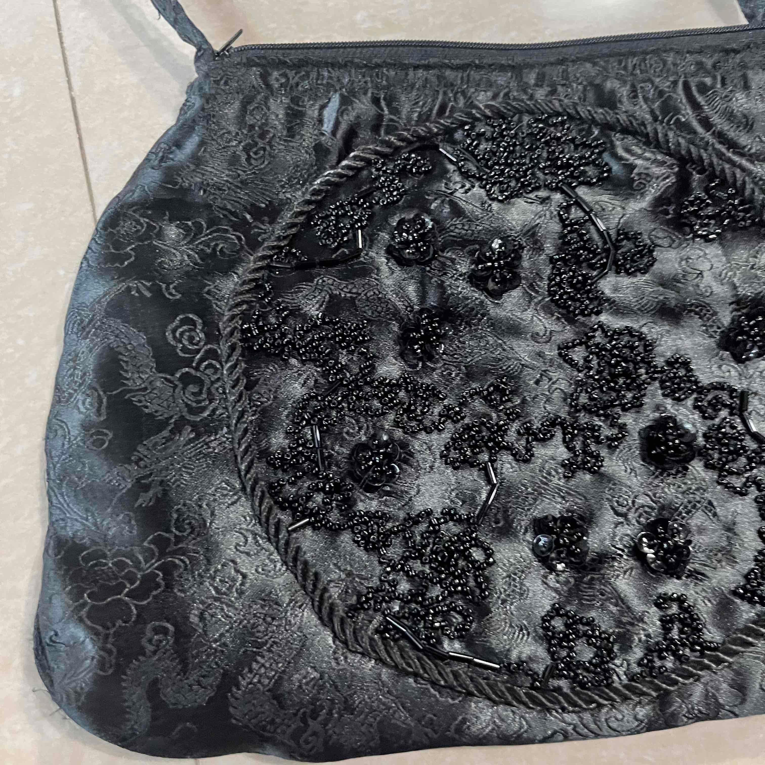 Cartera de fiesta bordada, foto 3 de 4