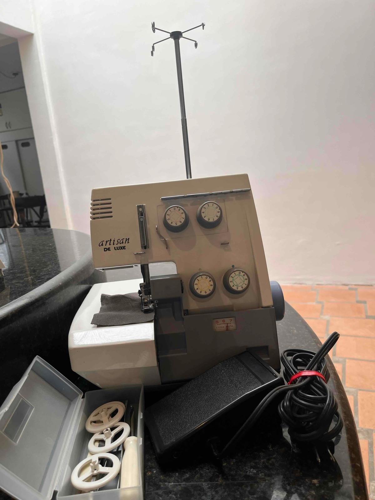 Máquina de coser overlock Artisan De Luxe, foto 4 de 7