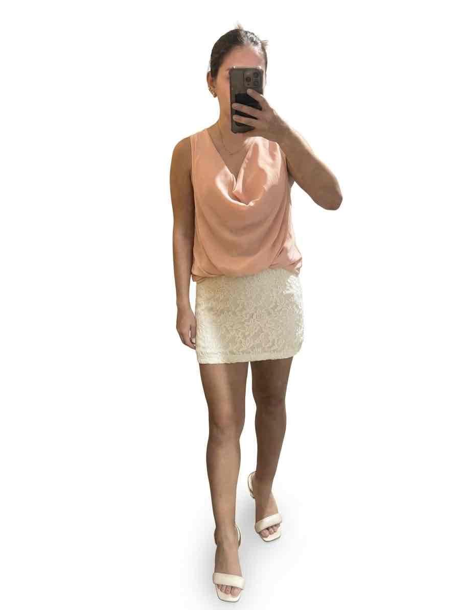 Vestido rosa con blanco, foto 2 de 2